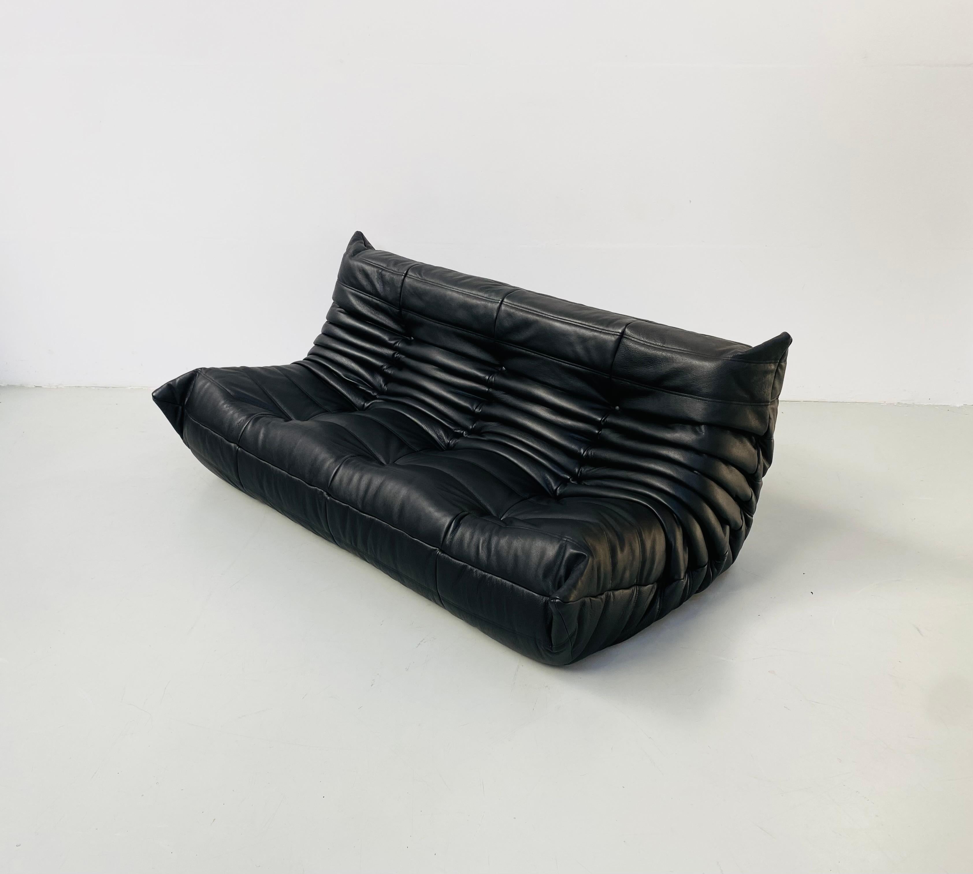French Togo Sofa in Black Leather by Michel Ducaroy for Ligne Roset. For Sale 2