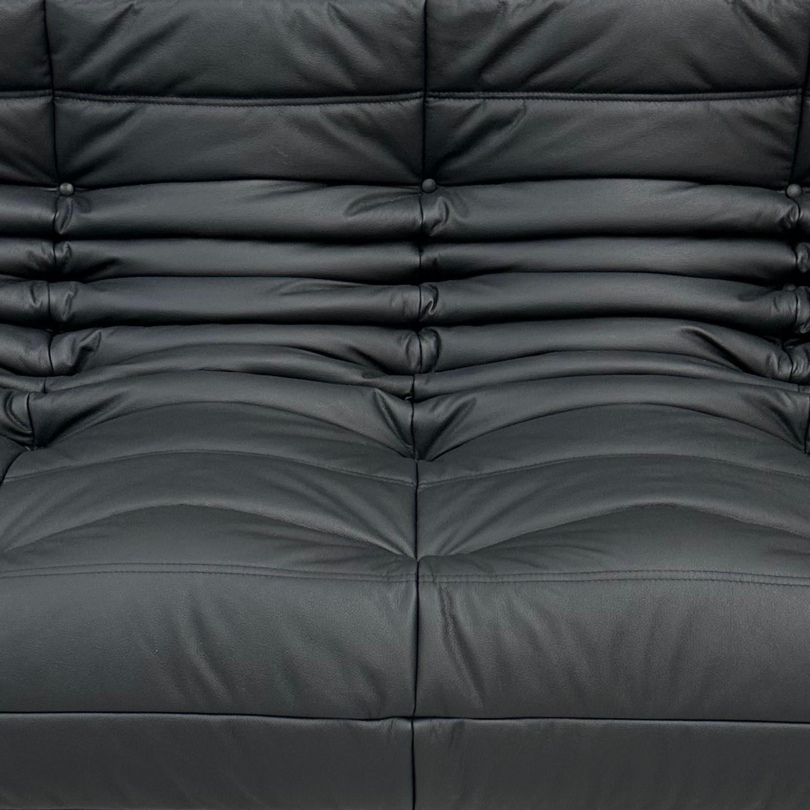 Französisches Vintage-Sofa Togo aus schwarzem Leder von Michel Ducaroy für Ligne Roset. (Moderne der Mitte des Jahrhunderts) im Angebot