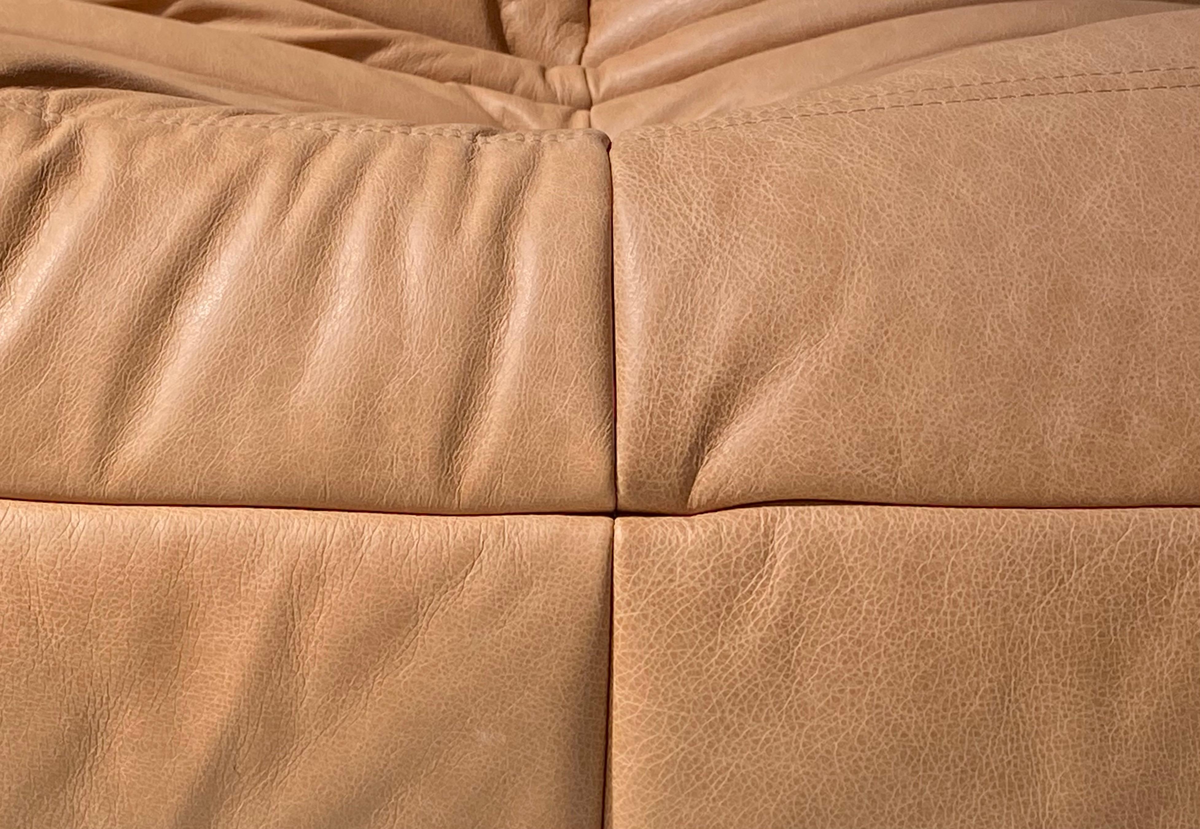 French Vintage Togo Sofa in Camel Leather by Michel Ducaroy for Ligne Roset. 6