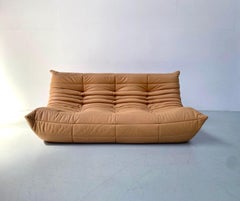 Sofá Togo Vintage Francés en Piel Camel de Michel Ducaroy para Ligne Roset.