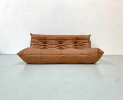 Sofá Togo Vintage Francés en Piel Coñac de Michel Ducaroy para Ligne Roset.