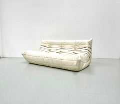 Sofá Togo Vintage Francés en Piel Blanca de Michel Ducaroy para Ligne Roset.