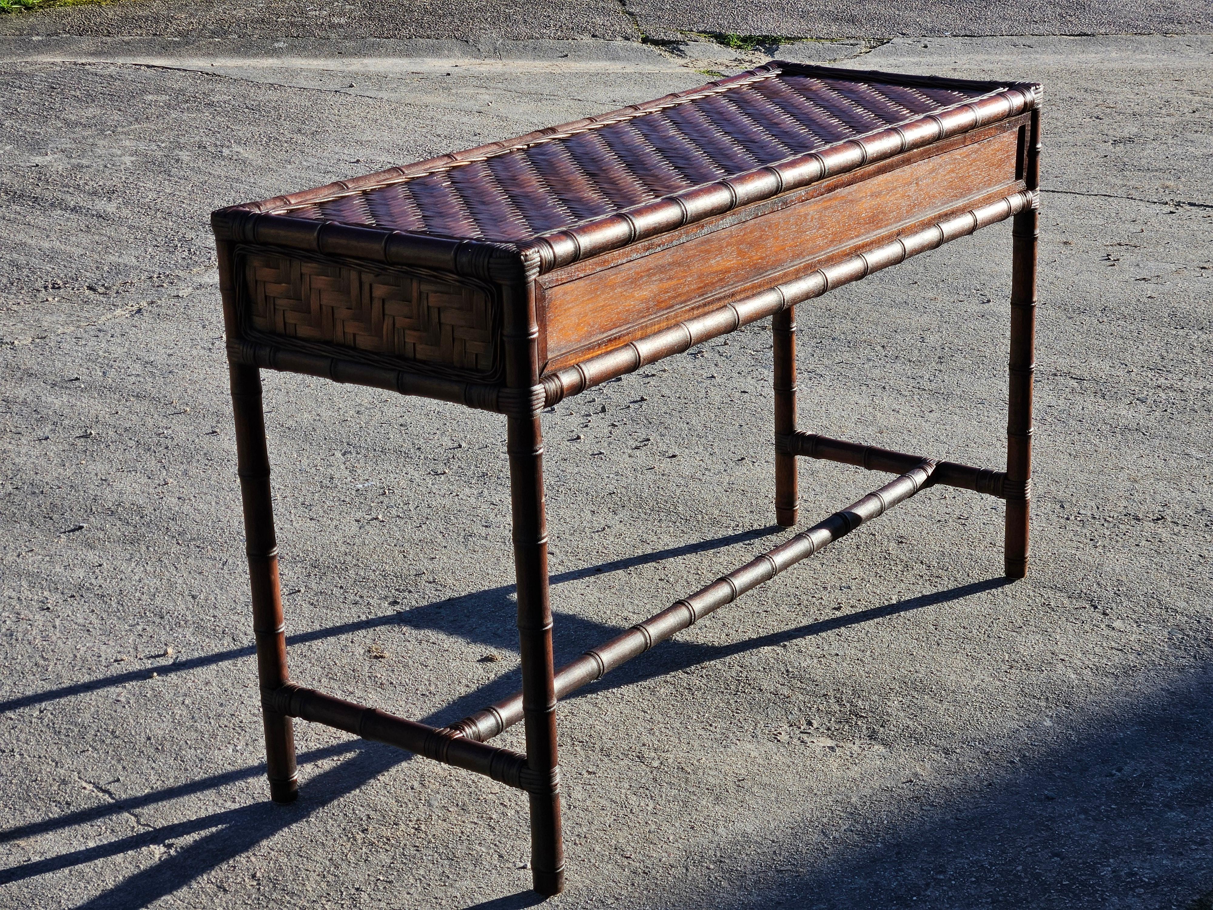 Console-Sideboard vintage française en faux bambou écaille - années 70 en vente 1