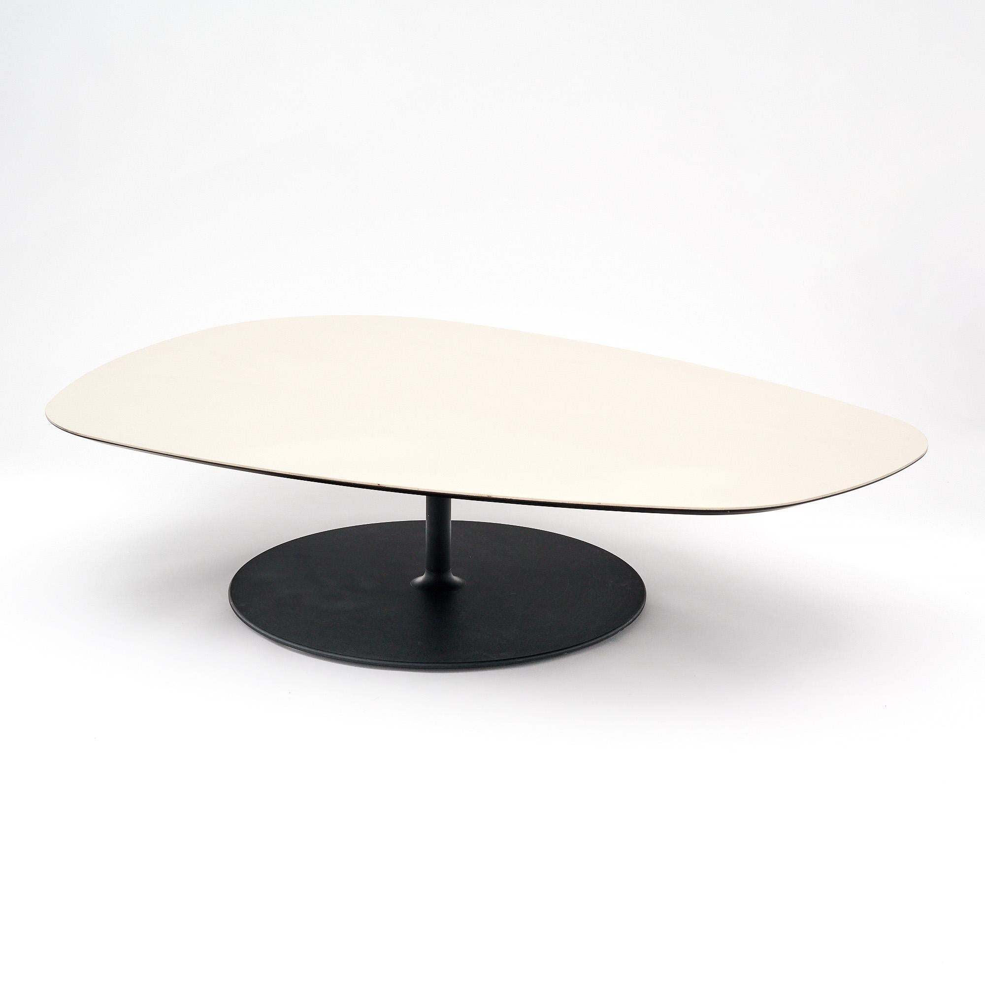 Fin du 20e siècle Table basse tulipe vintage française en vente