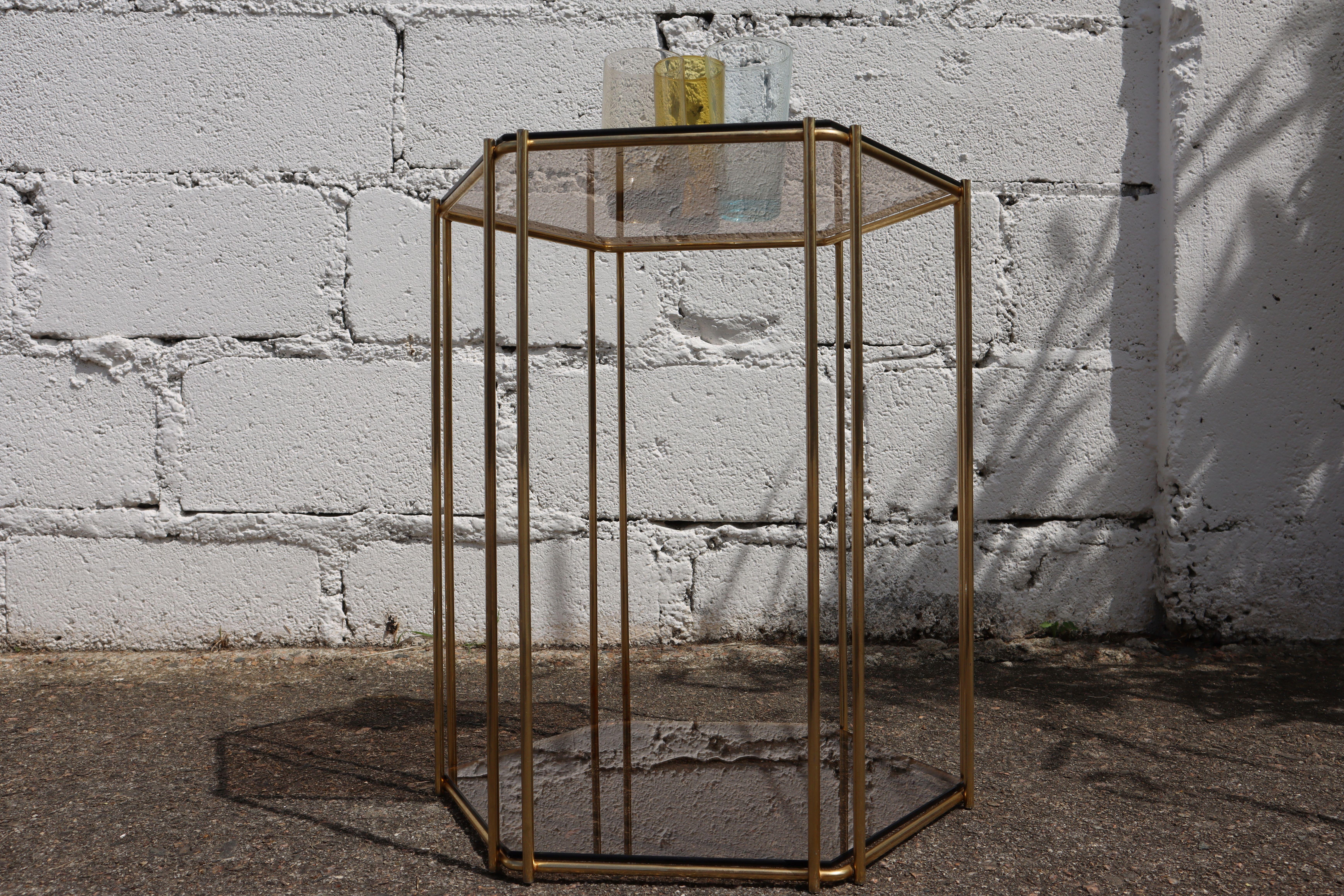 French Vintage Two Tier Smoked Glass & Brass Hexagonal Console-Regency Style-70s In Good Condition For Sale In Bussiere Dunoise, Nouvel Aquitaine