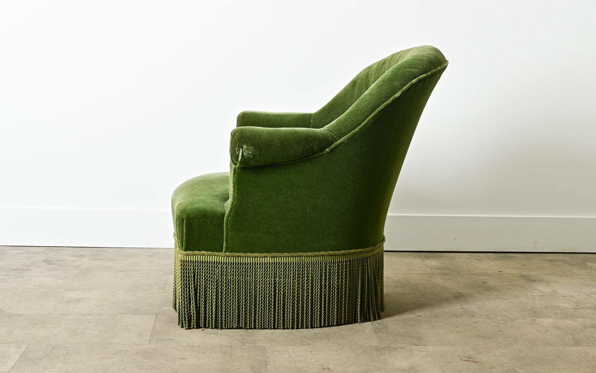 Französischer Vintage Samt & Fransen Bergere Stuhl im Angebot 4