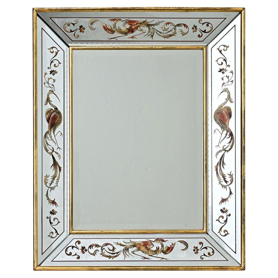 Specchio francese d'epoca in verre églomisé con motivo a fenice