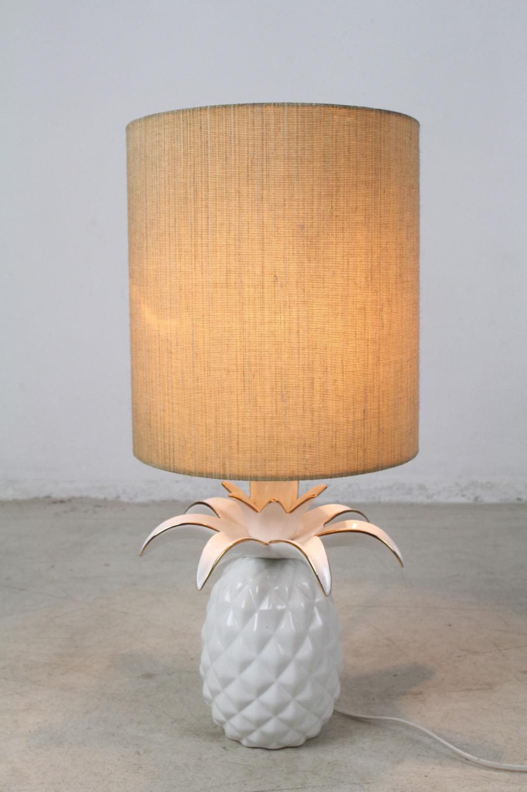 French Vintage White Glazed Ceramic Pineapple Lamp 2