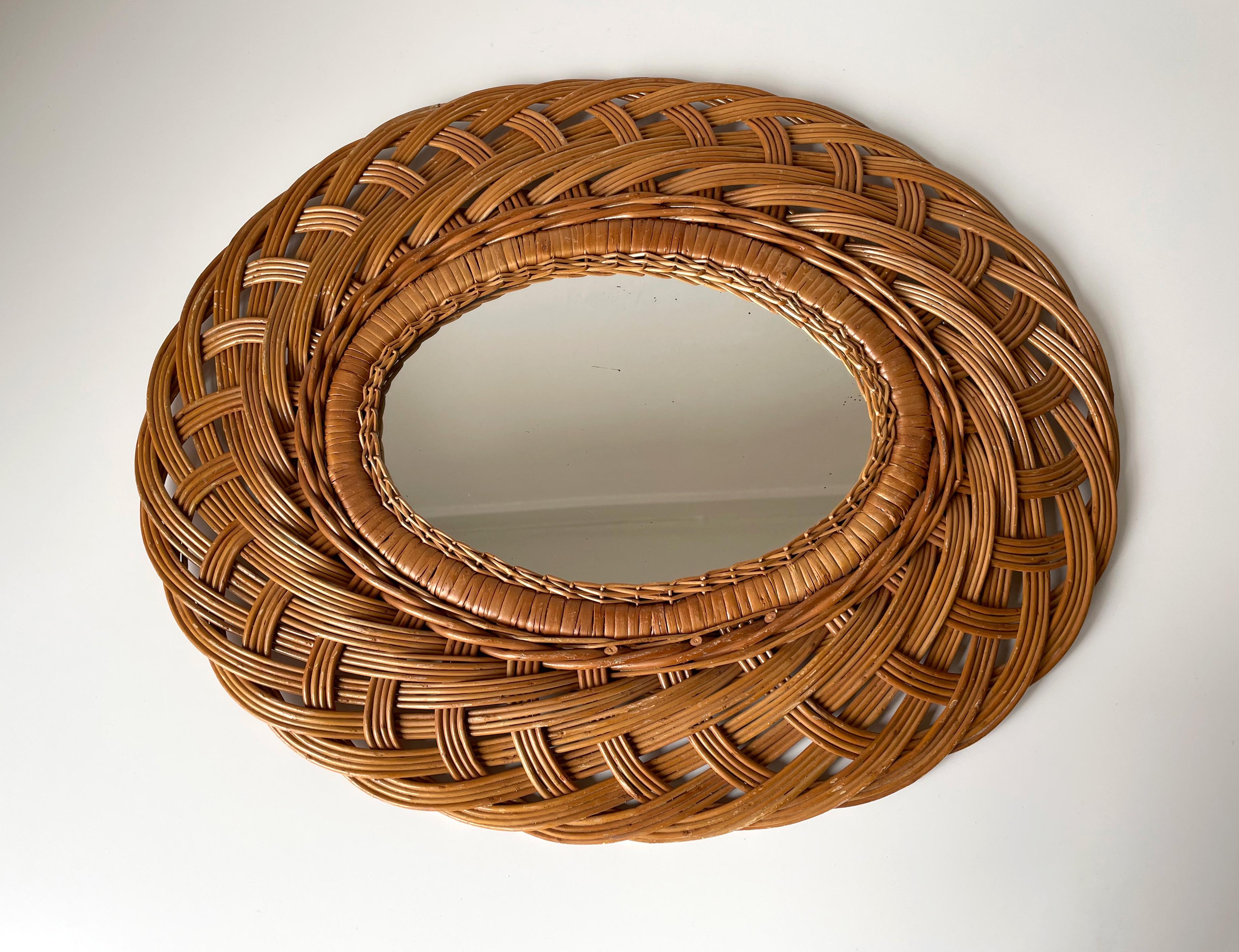 20th Century French 1950s Wicker Rattan Oval Wall Mirror For Sale