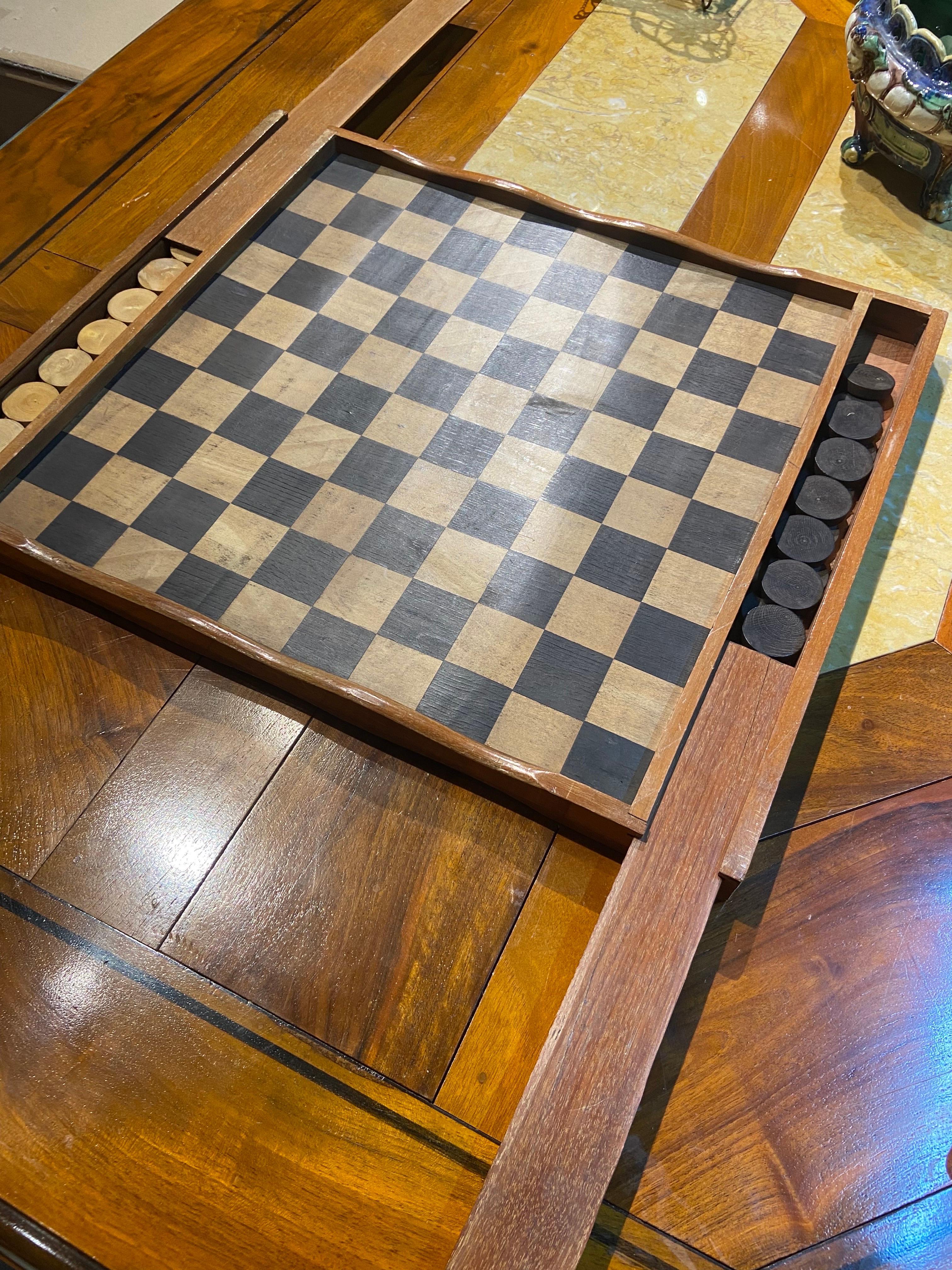 French Vintage Wooden Checkers Game In Good Condition For Sale In Sofia, BG