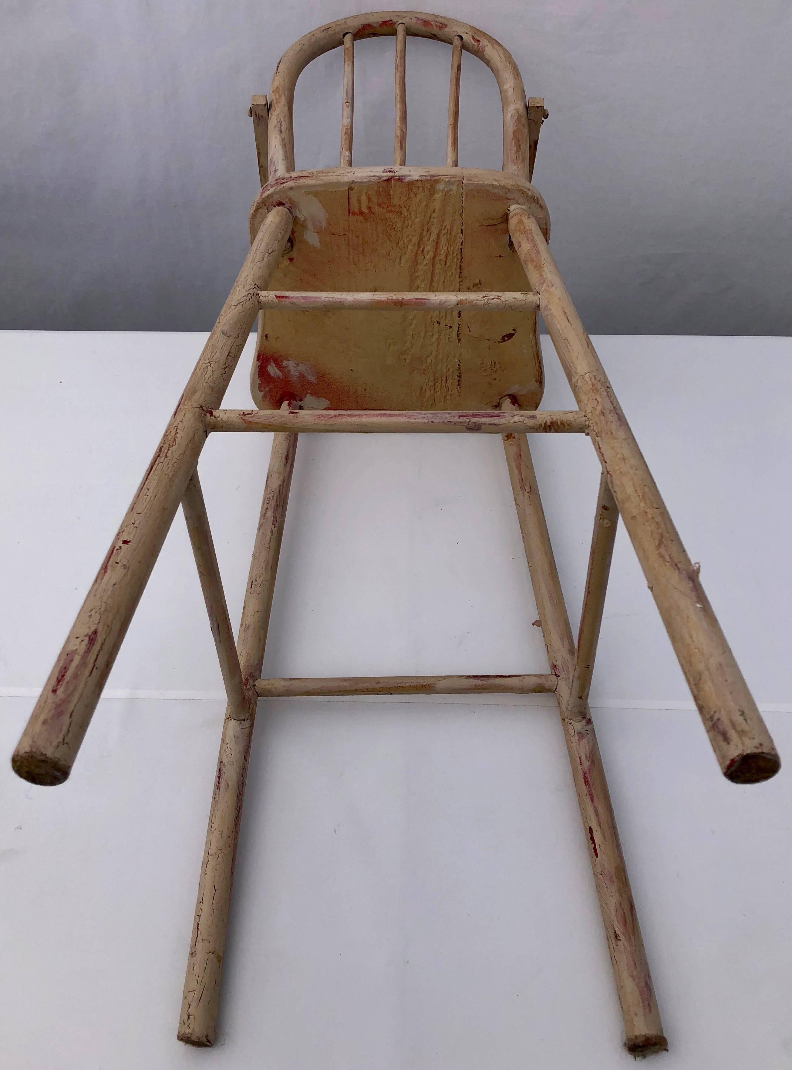 Hand-Painted French Vintage Wooden Doll High Chair with Rounded Top, Articulated Tray, 1940s For Sale
