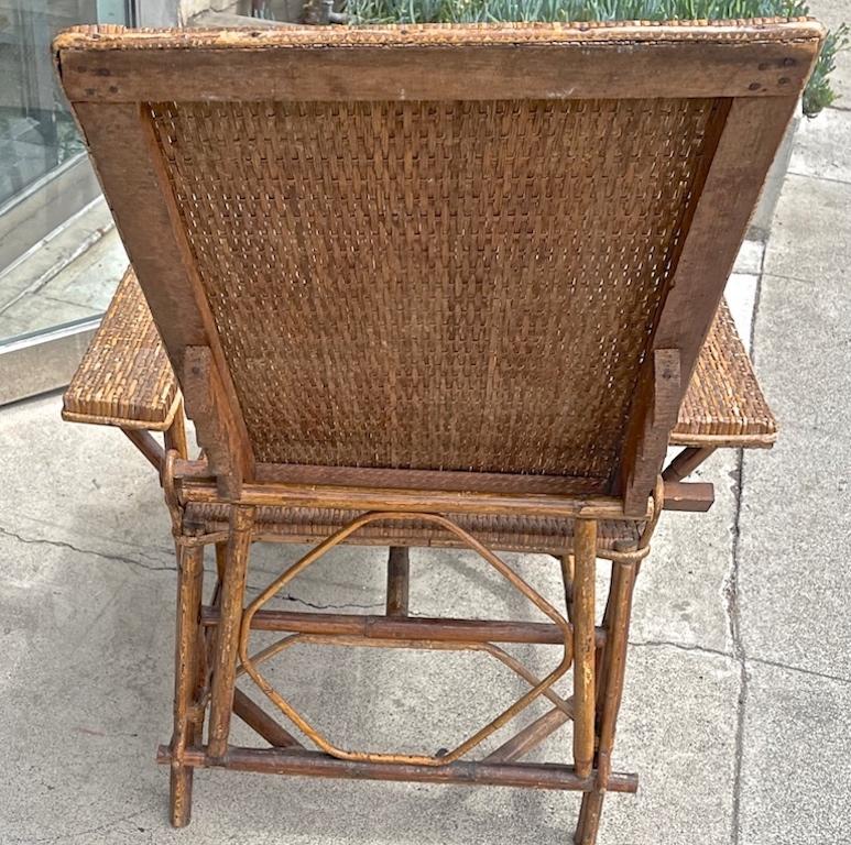 French Vintage Woven Rattan and Bamboo Chaise Lounge with Extendable Ottoman 15