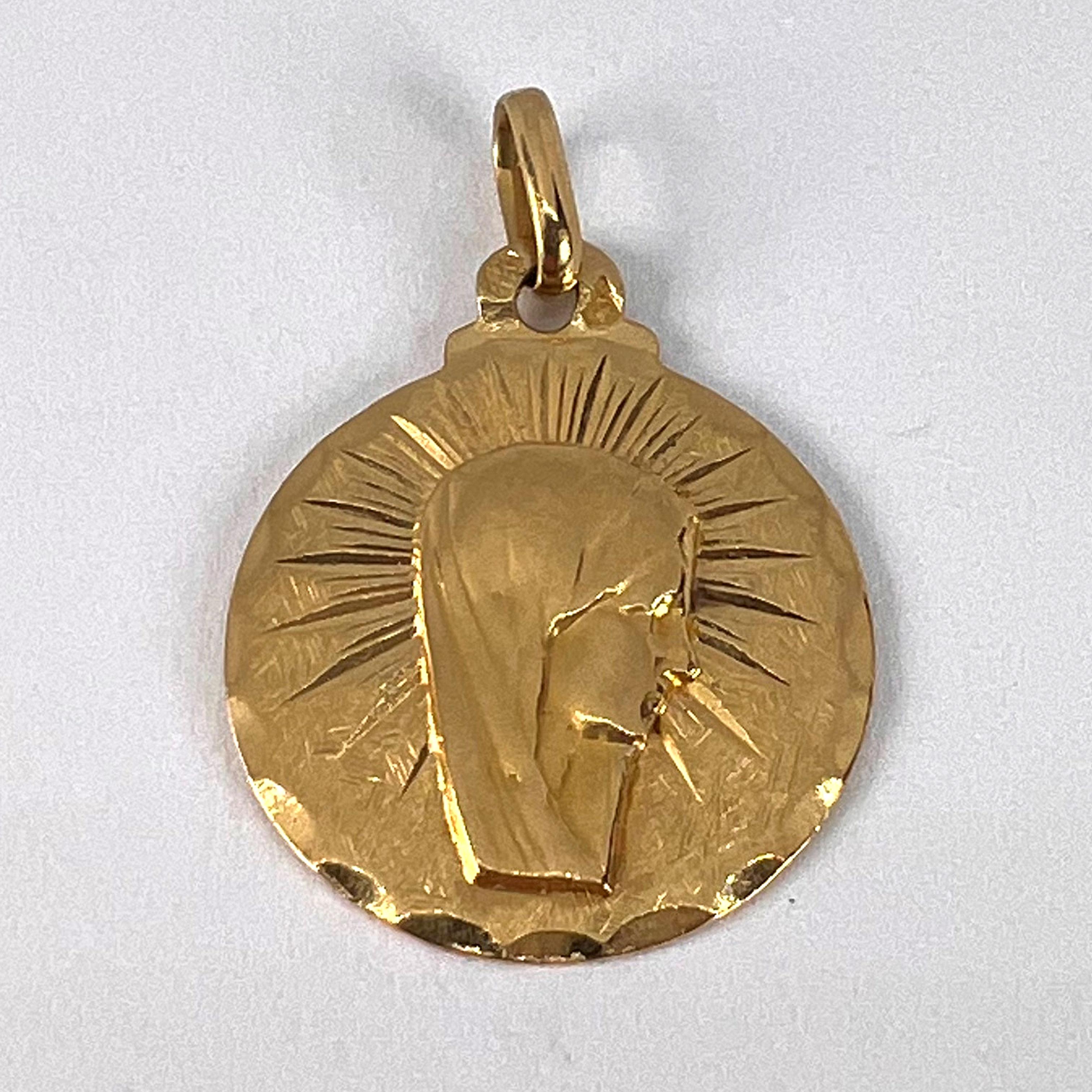 French, Virgin Mary 18K Yellow Gold Charm Pendant For Sale 7