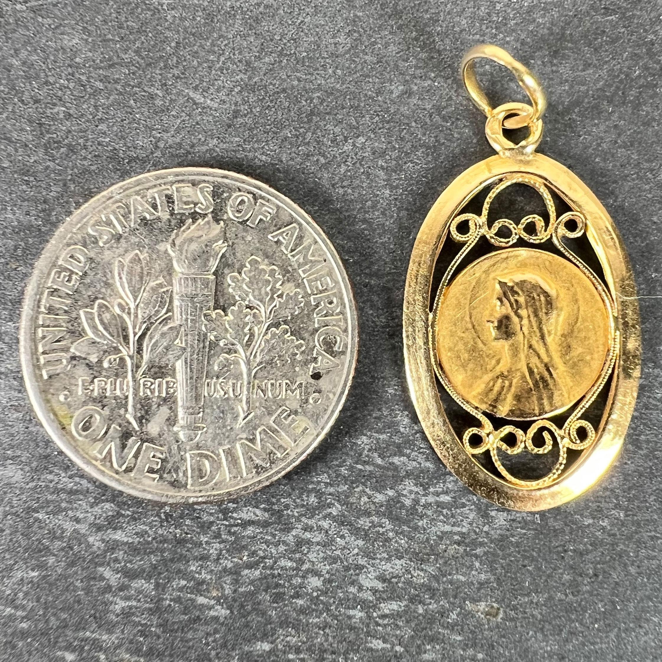 French Virgin Mary 18K Yellow Gold Filigree Charm Pendant Medal For Sale 6