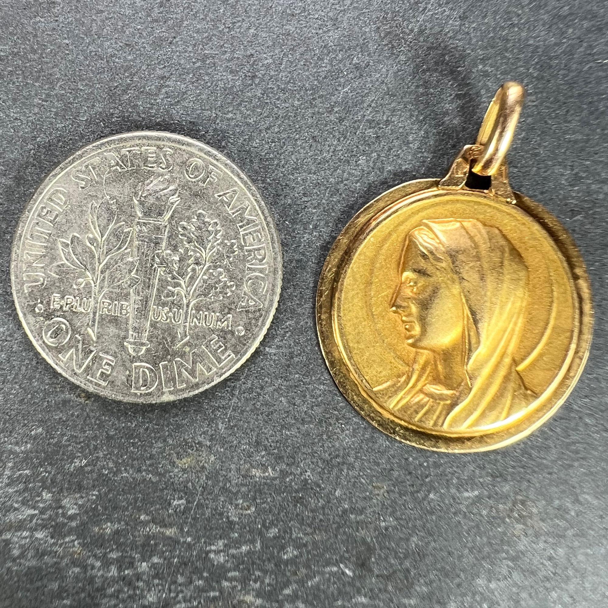 French Virgin Mary 18K Yellow Gold Medal Pendant For Sale 6