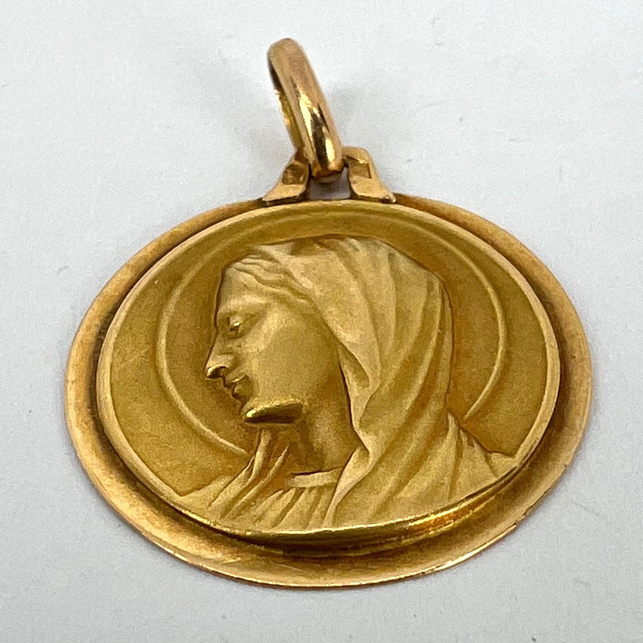 French Virgin Mary 18K Yellow Gold Medal Pendant For Sale 9