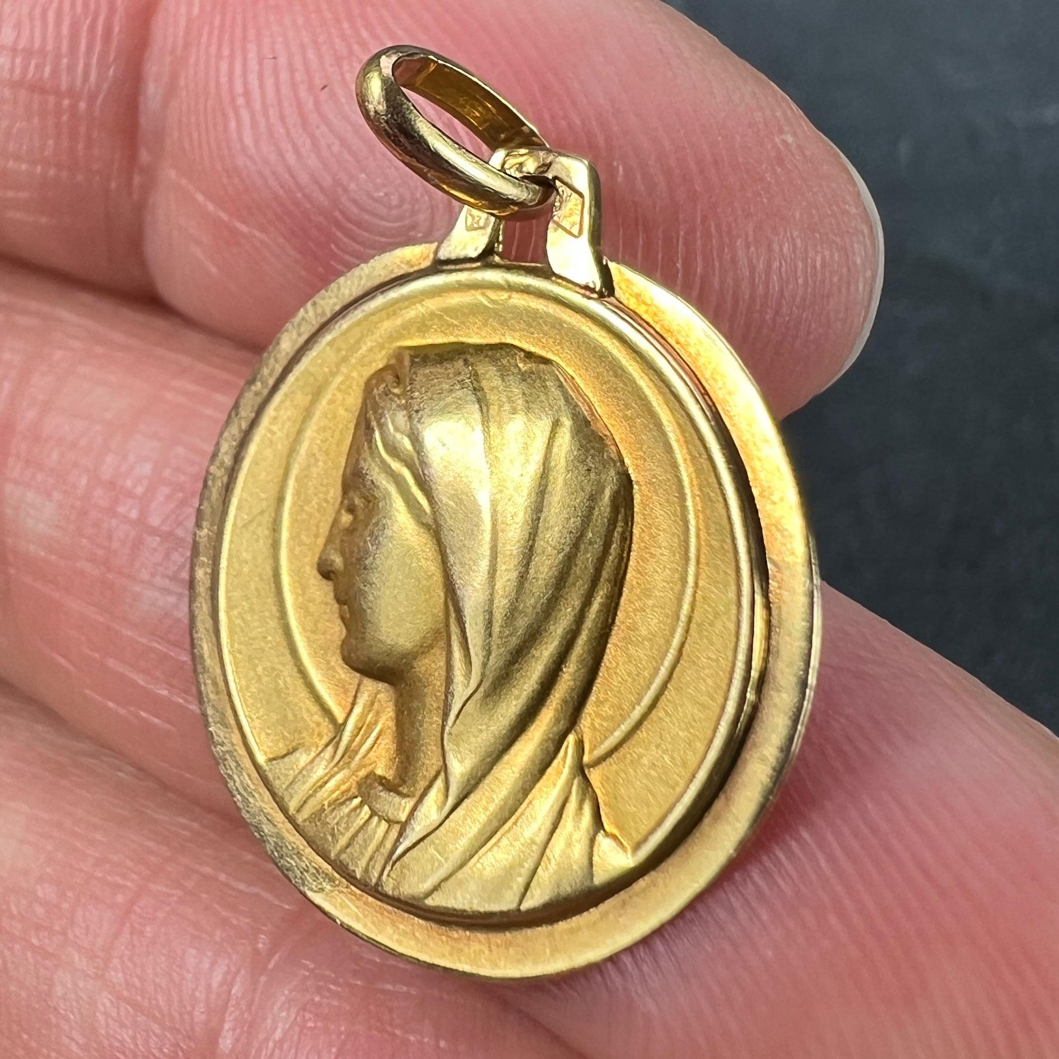 French Virgin Mary 18K Yellow Gold Medal Pendant For Sale 2