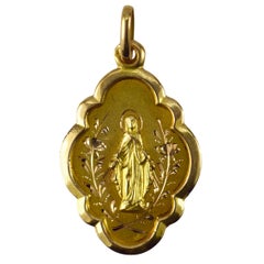 Französischer Medaillon-Anhänger, Jungfrau Maria, 18 Karat Gelbgold