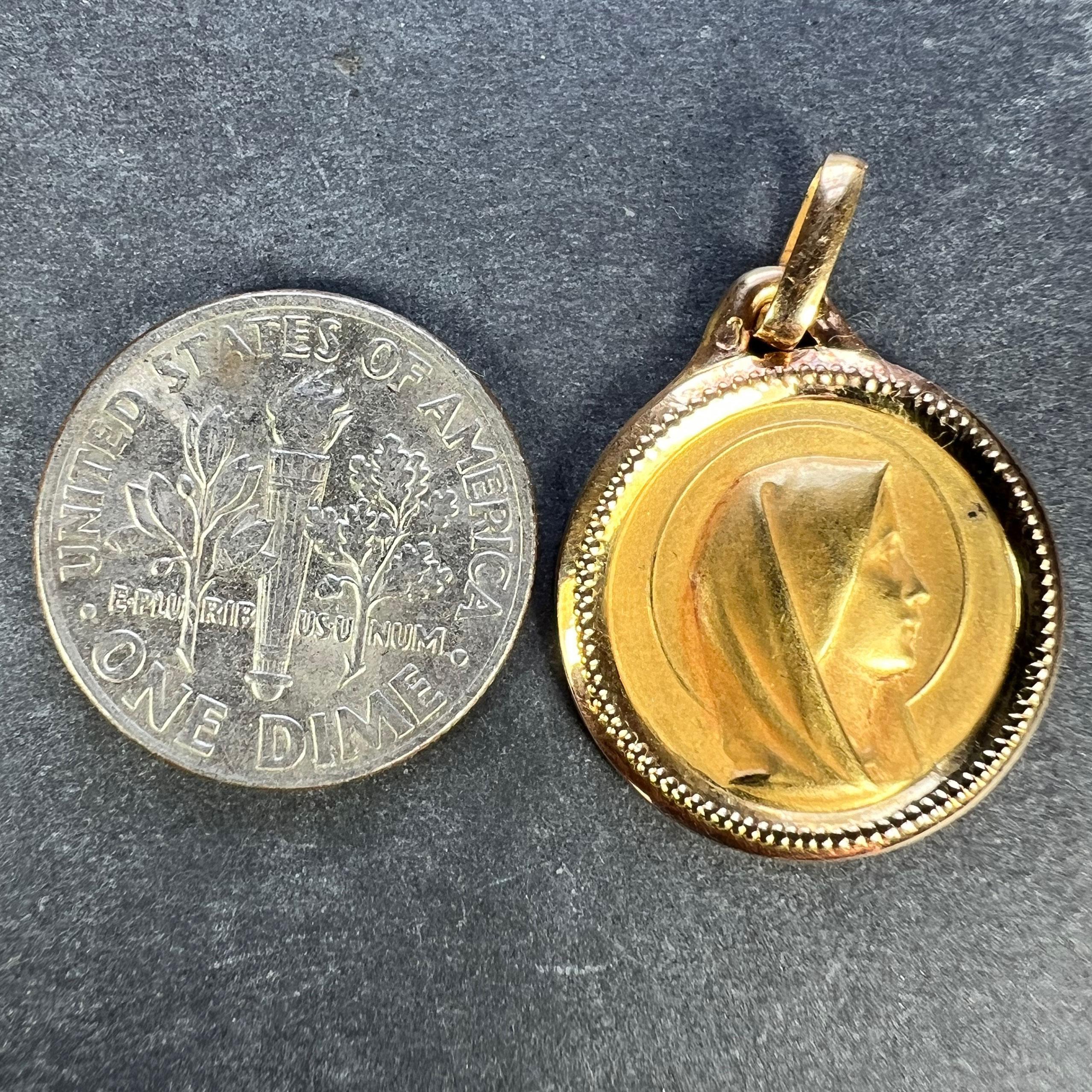 French Virgin Mary 18K Yellow Gold Religious Medal Pendant For Sale 6