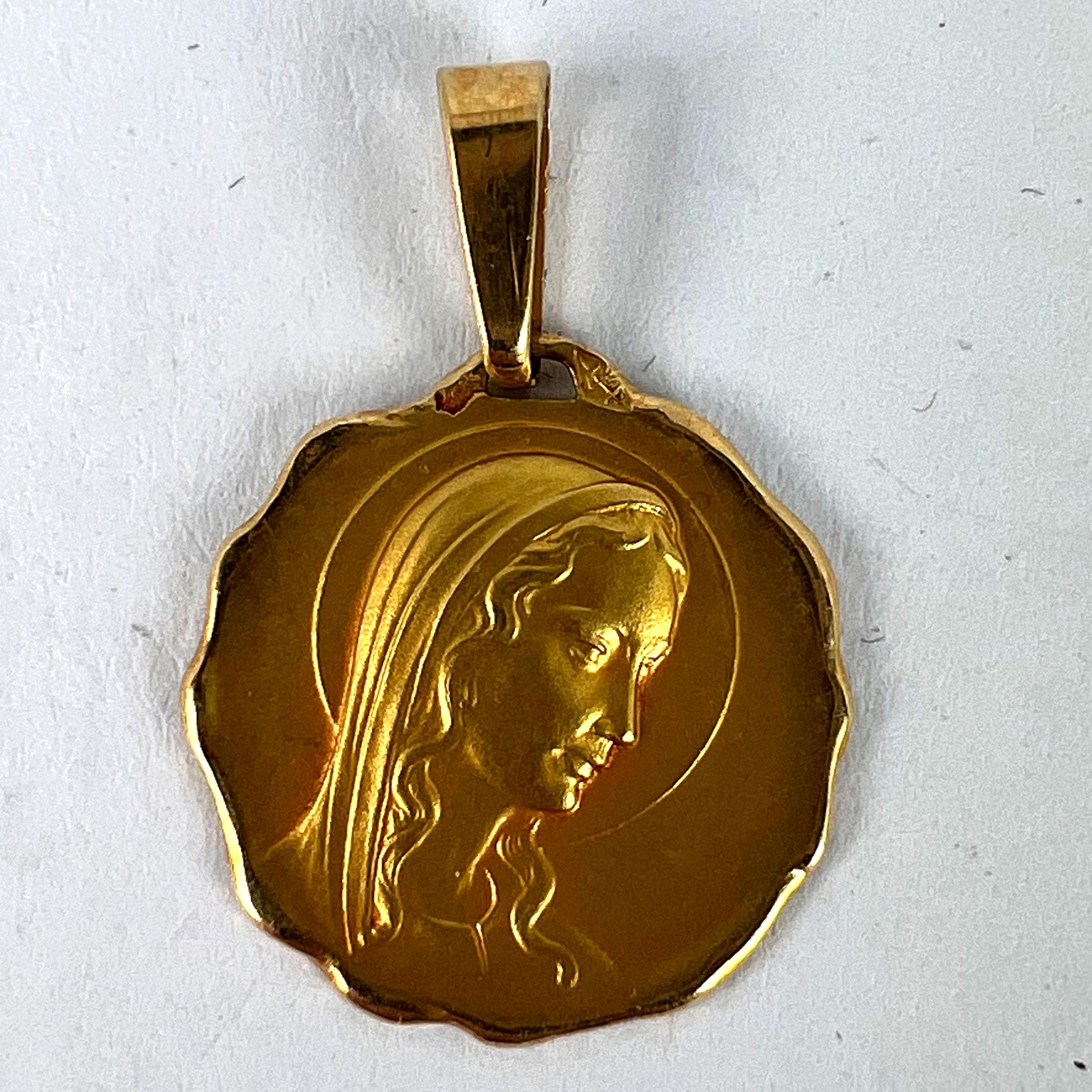 French Virgin Mary 18K Yellow Gold Religious Medal Pendant For Sale 7