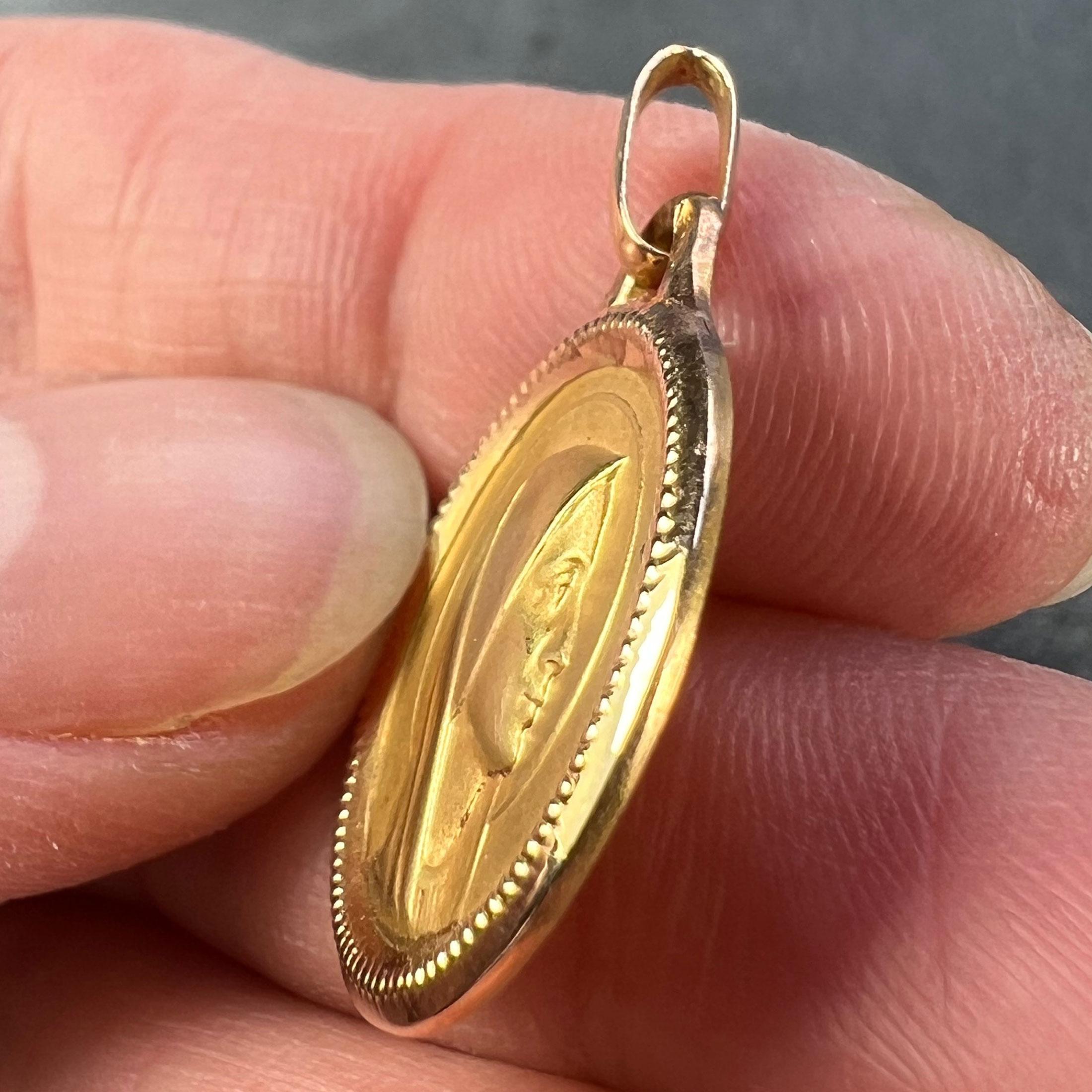 French Virgin Mary 18K Yellow Gold Religious Medal Pendant For Sale 3
