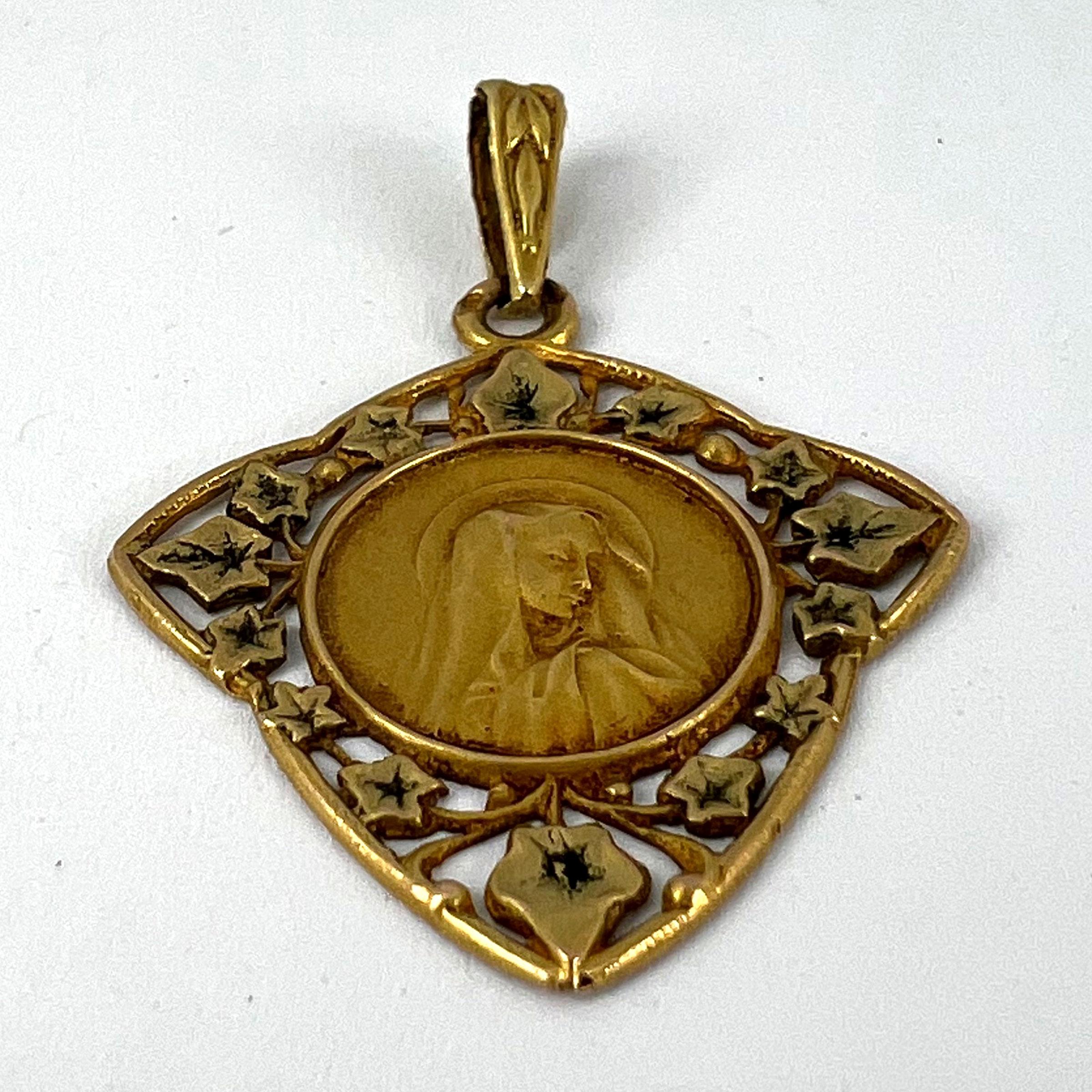 French Virgin Mary Ivy Leaf 18K Yellow Gold Medal Charm Pendant For Sale 8