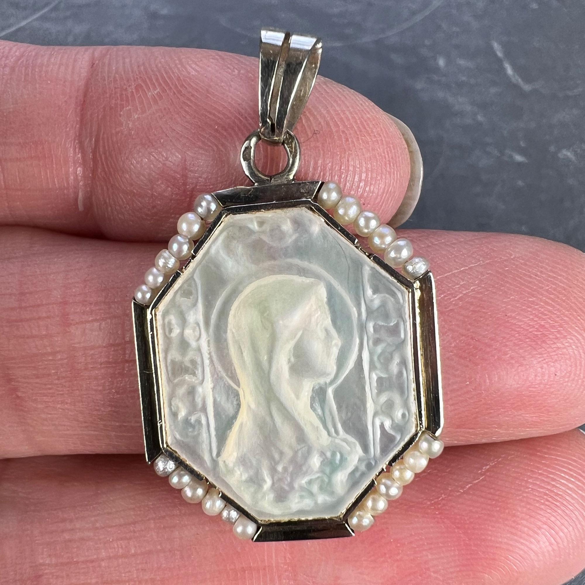 French Virgin Mary Mother of Pearl 18K White Gold Pearl Charm Pendant In Good Condition In London, GB