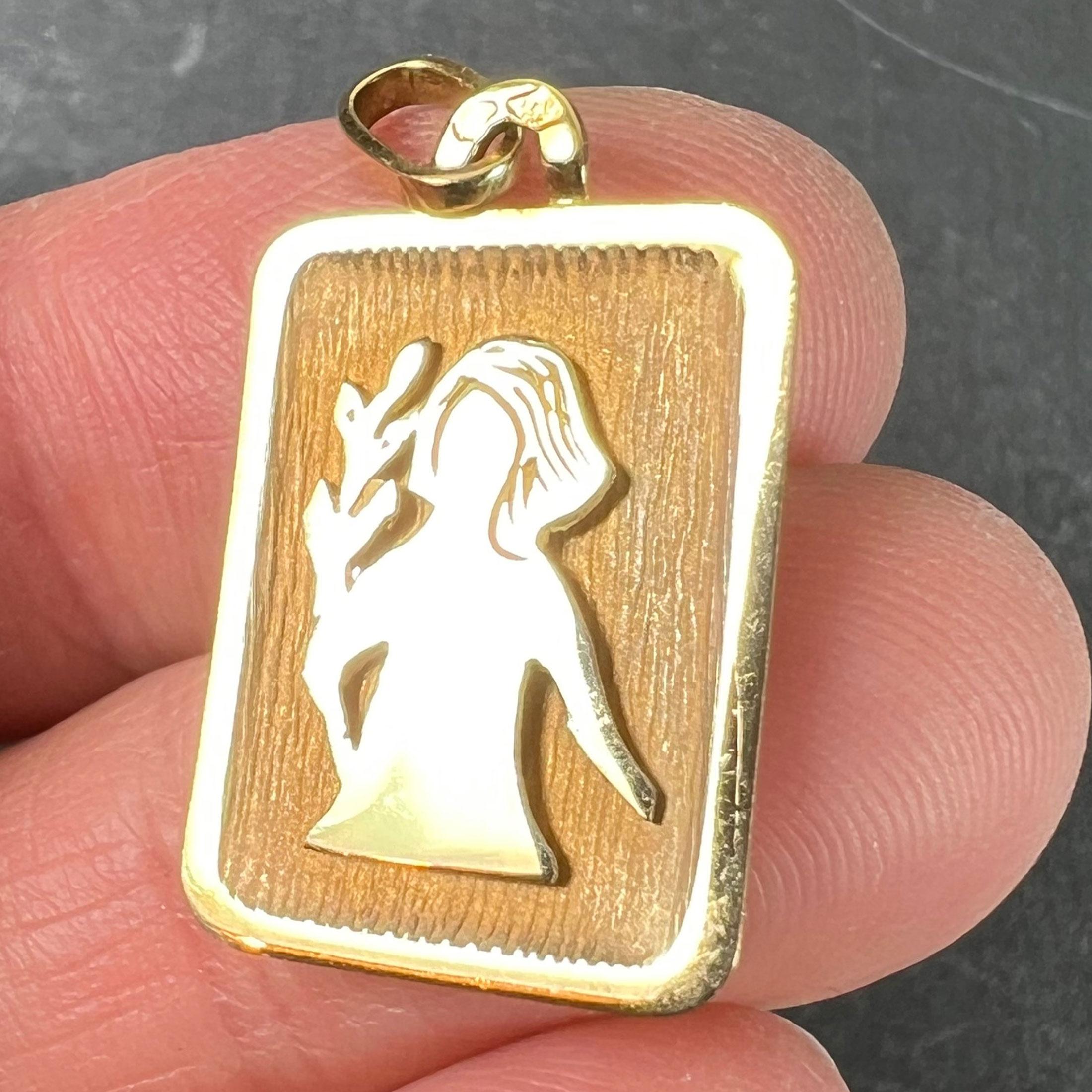 French Virgo Starsign Zodiac 18K Yellow Gold Charm Medal Pendant For Sale 1