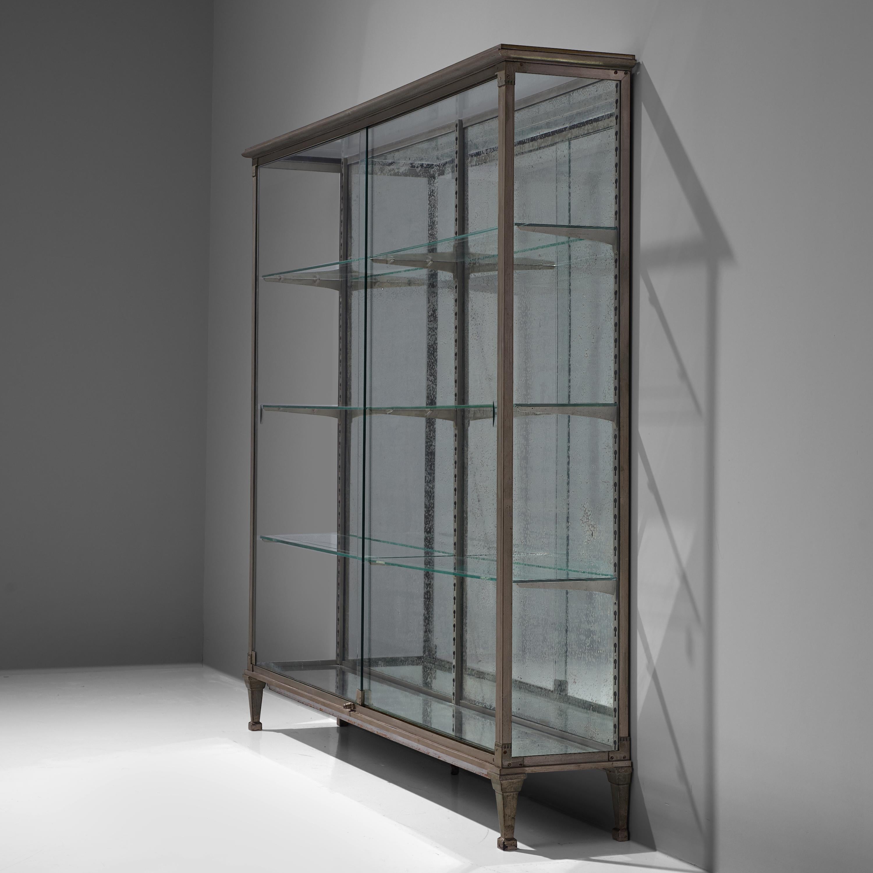 metal vitrine