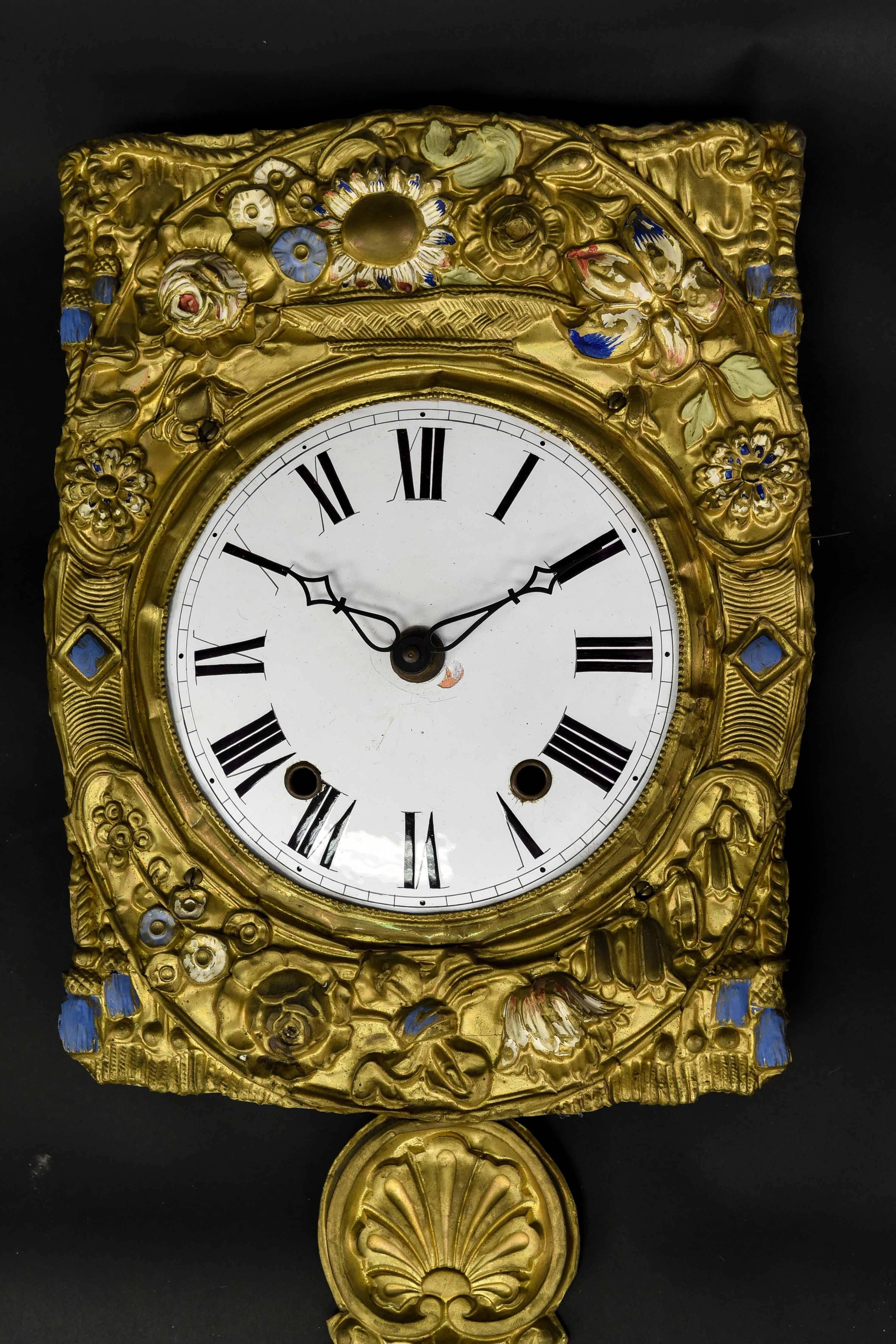 This beautiful French wag on the wall clock has a very nice paint decorated gilt surface that will be the focal point in your room of choice! It has been updated to a modern battery operated movement so you will not have to wind or worry!
 
