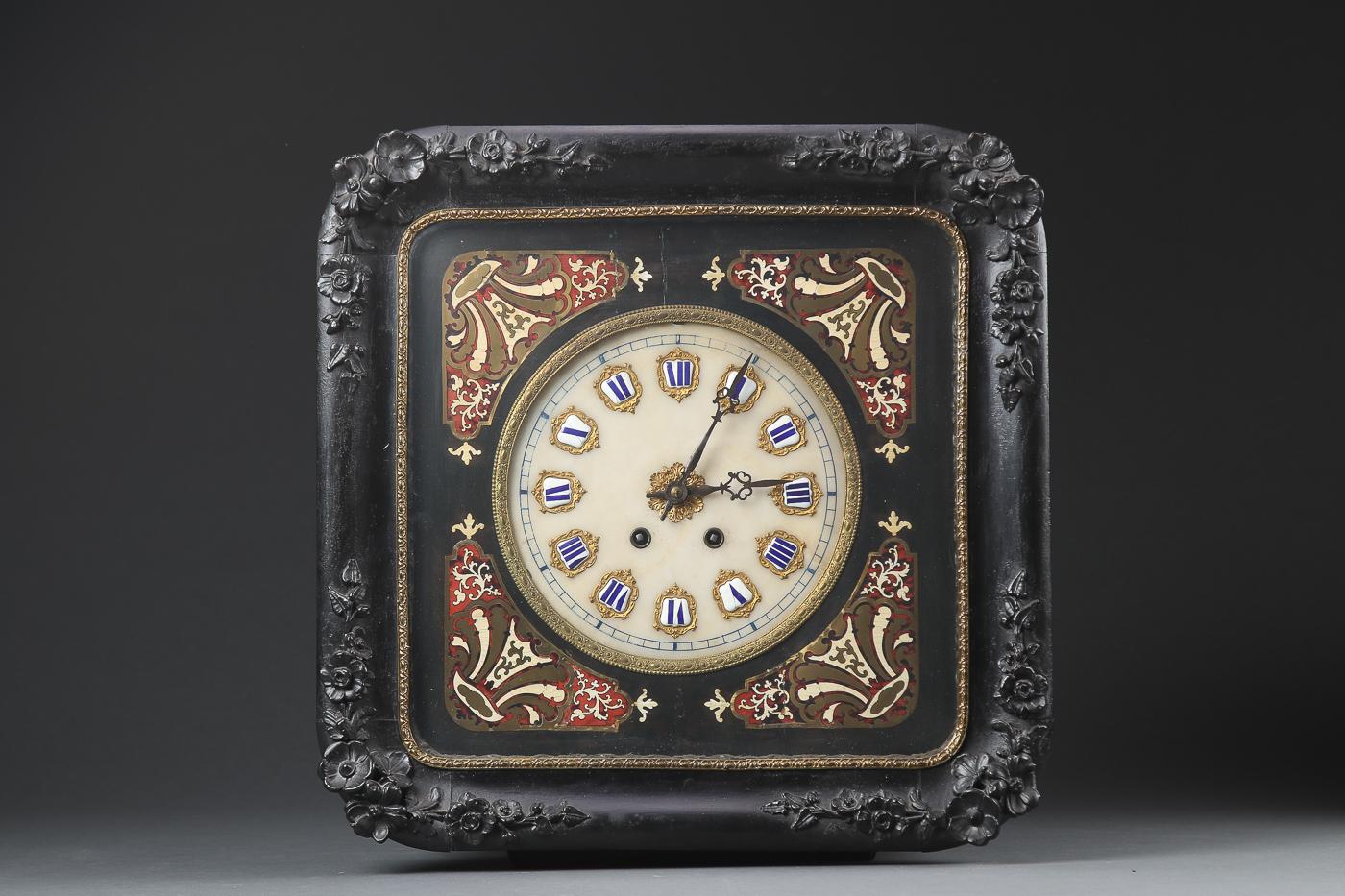 French Wall Clock Napoleon III Style In Good Condition In Vienna, AT