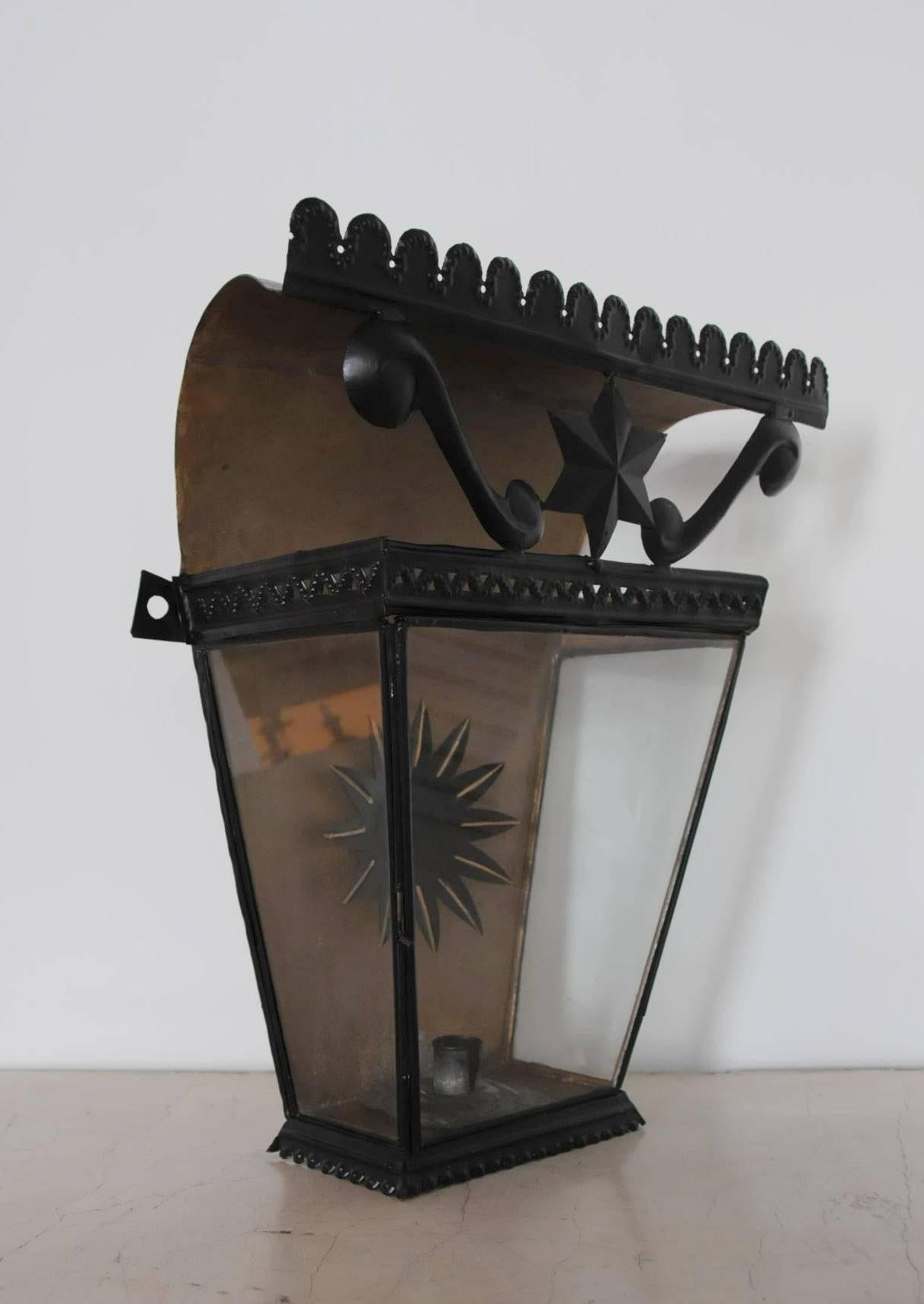 French wall lantern / sconce, origin: France, circa 1860, black tole

Can be electrified. We also sell bespoke, handmade white candles; in custom sizes as well.