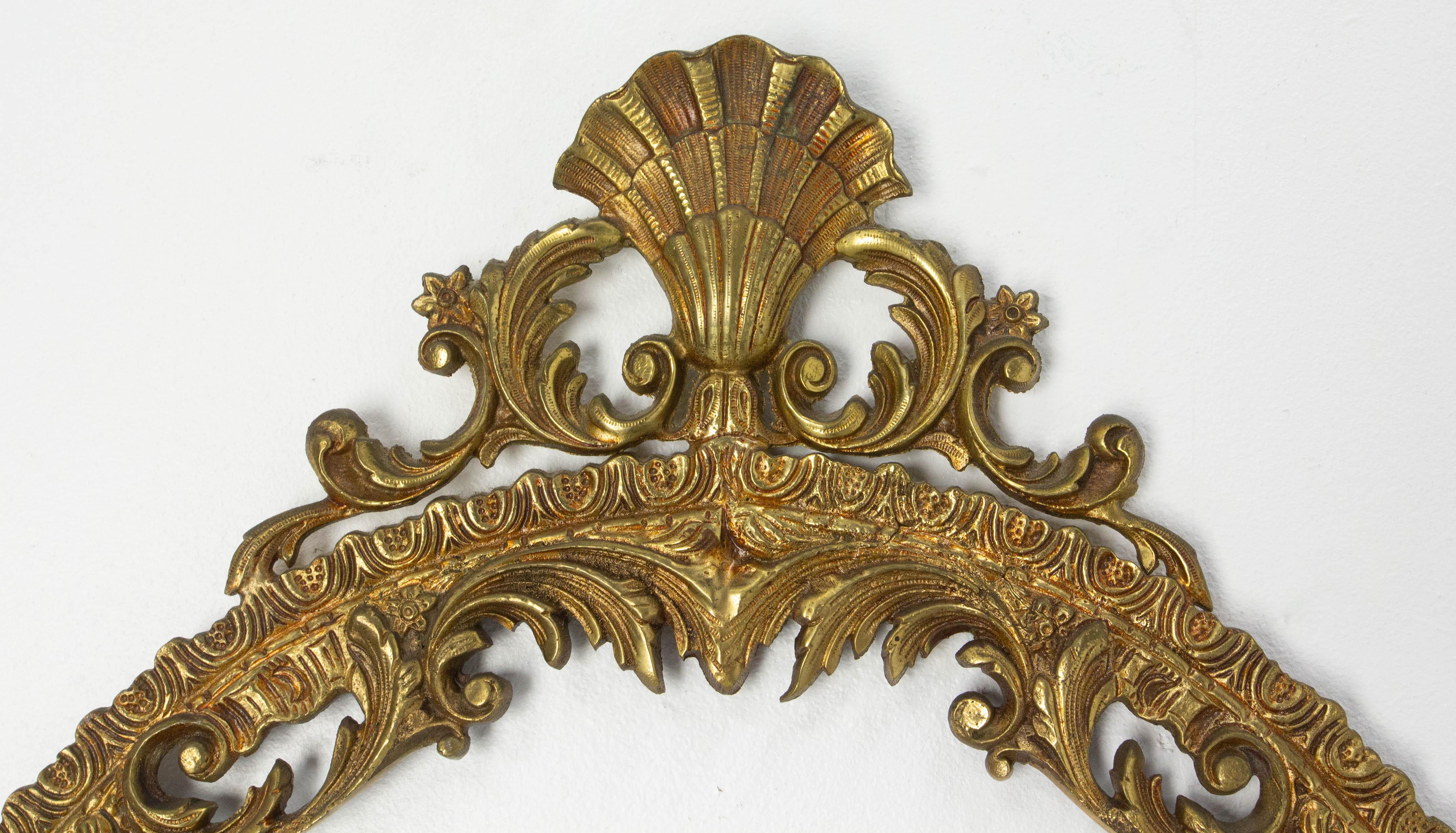 French Wall Mirror Brass Frame with Rocaille Patterns Louis XV style, circa 1960 In Good Condition In Labrit, Landes