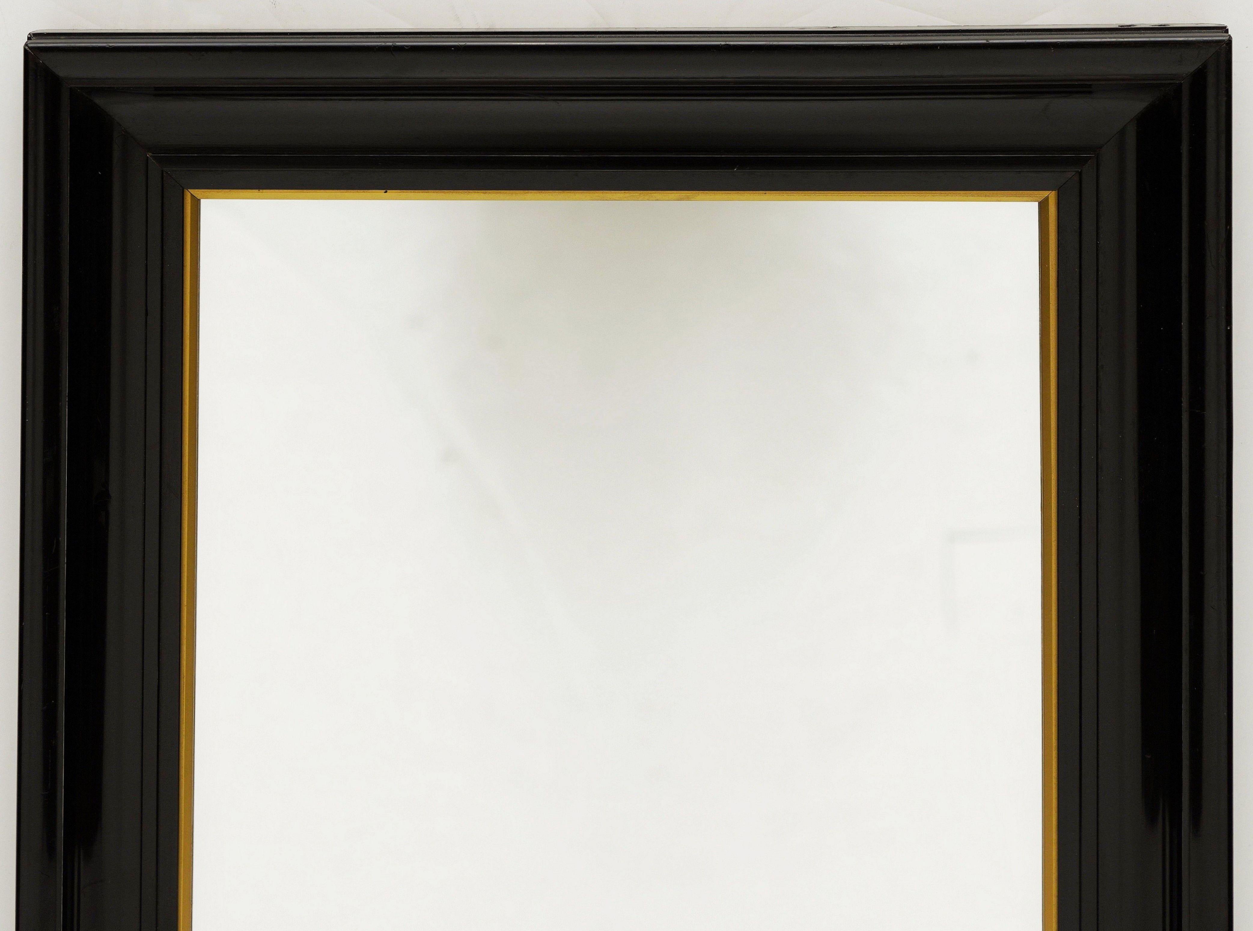 Français Miroirs muraux français avec cadres noirs et dorés  (H 30 x L 20 1/8) en vente