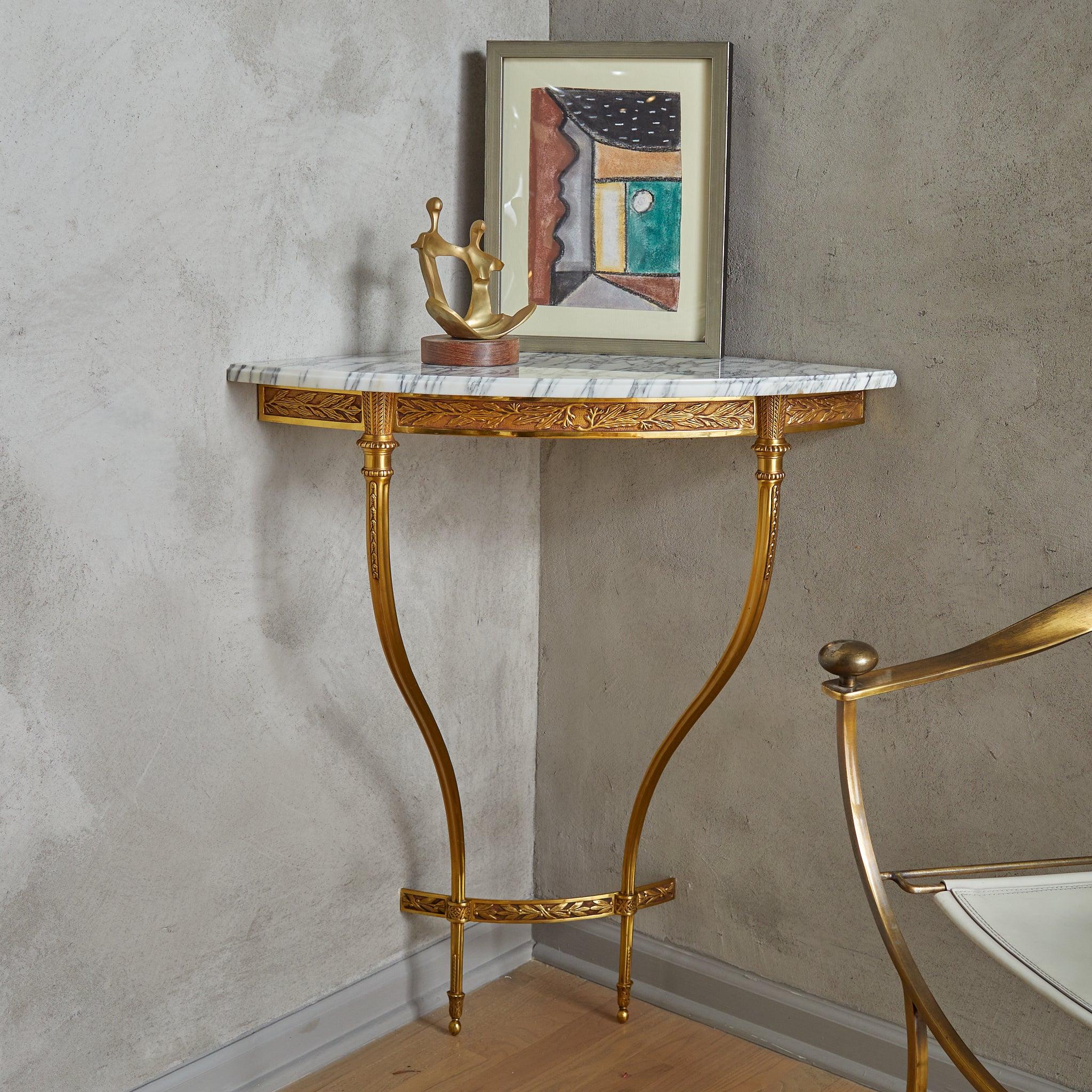Neoclassico Console angolare francese a parete con piano in marmo di Carrara 1950s - 2 disponibili in vendita