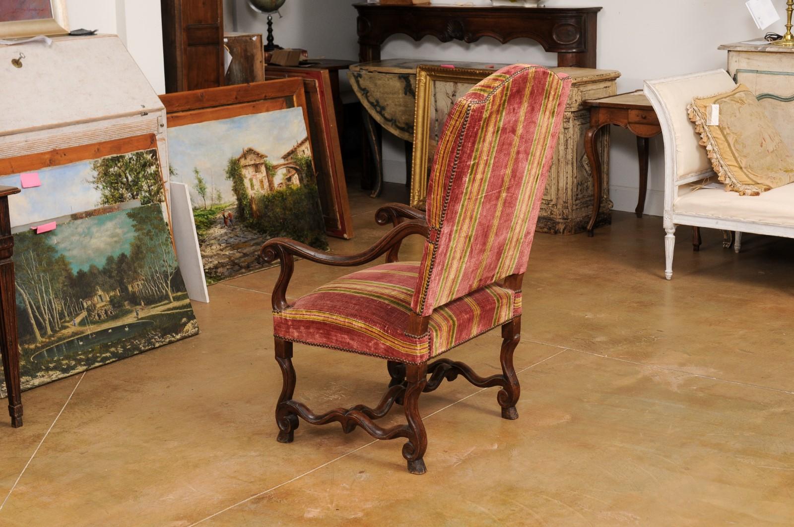 French Walnut 1790s Louis XIV Style Fauteuil with Large Scrolling Arms 3