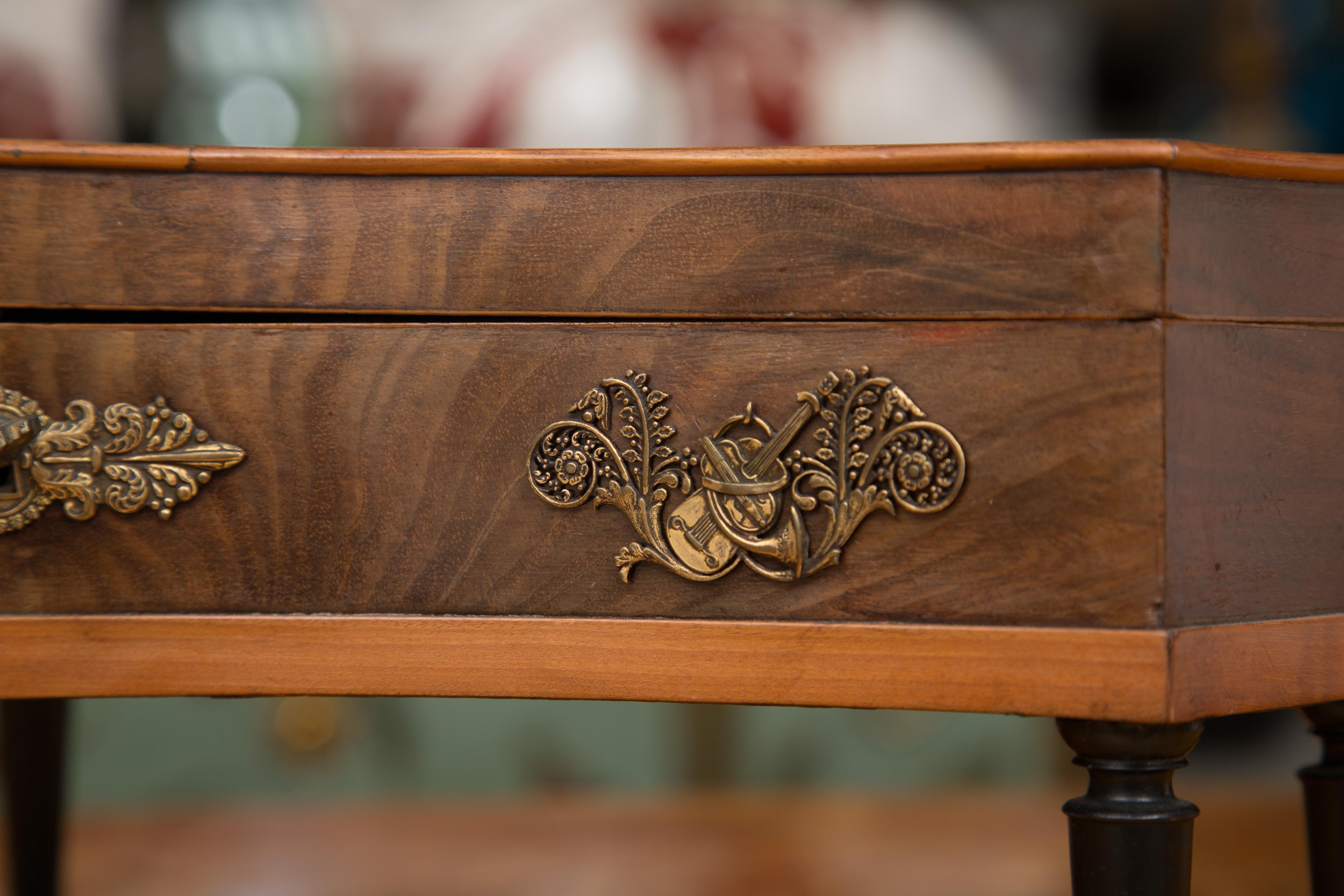 French Walnut and Inlaid Miniature Piano For Sale 4