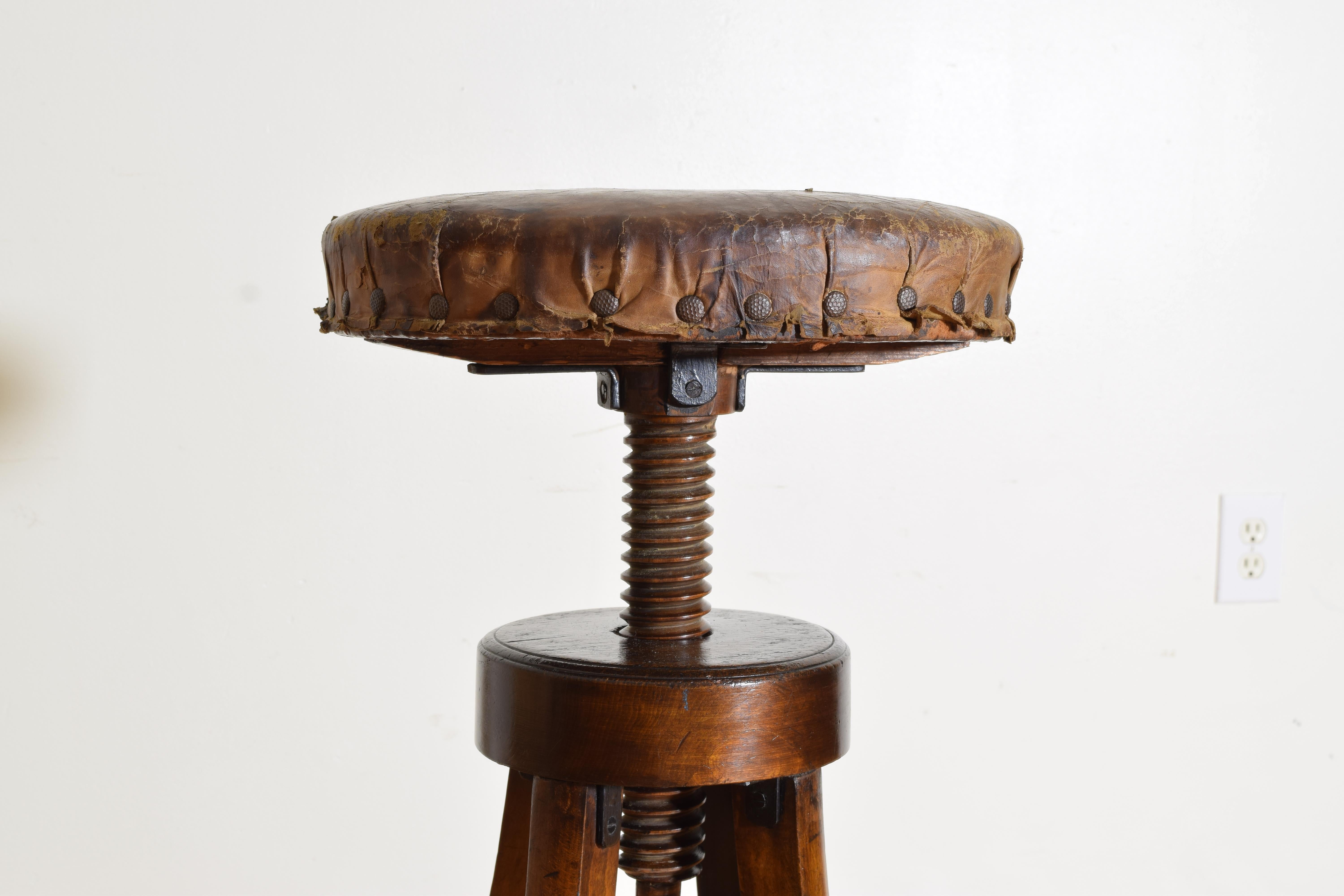 19th Century French Walnut and Leather Adjustable Stool, circa 1900 For Sale
