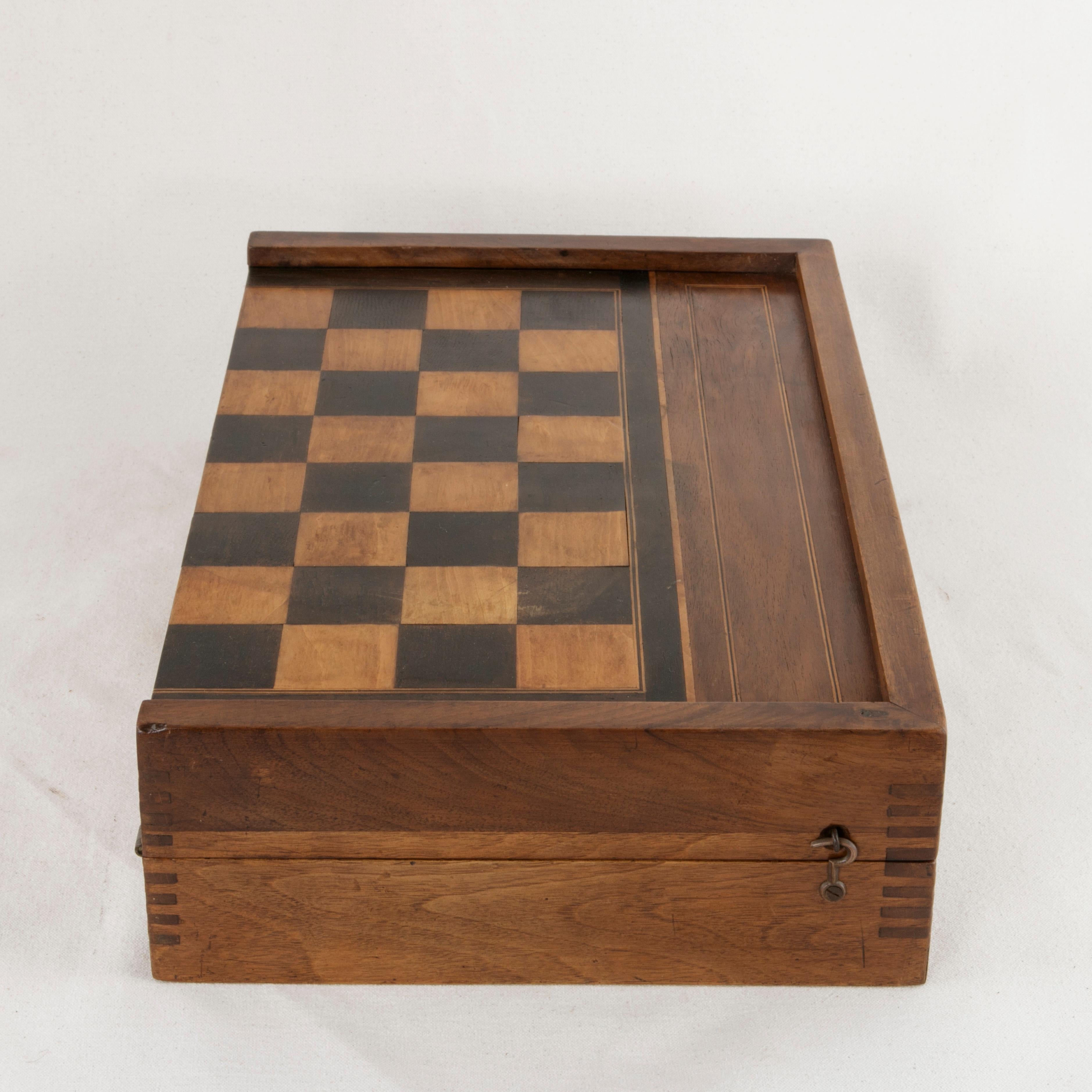 French Walnut and Pear Wood Marquetry Backgammon & Checkers Game Box, circa 1900 5