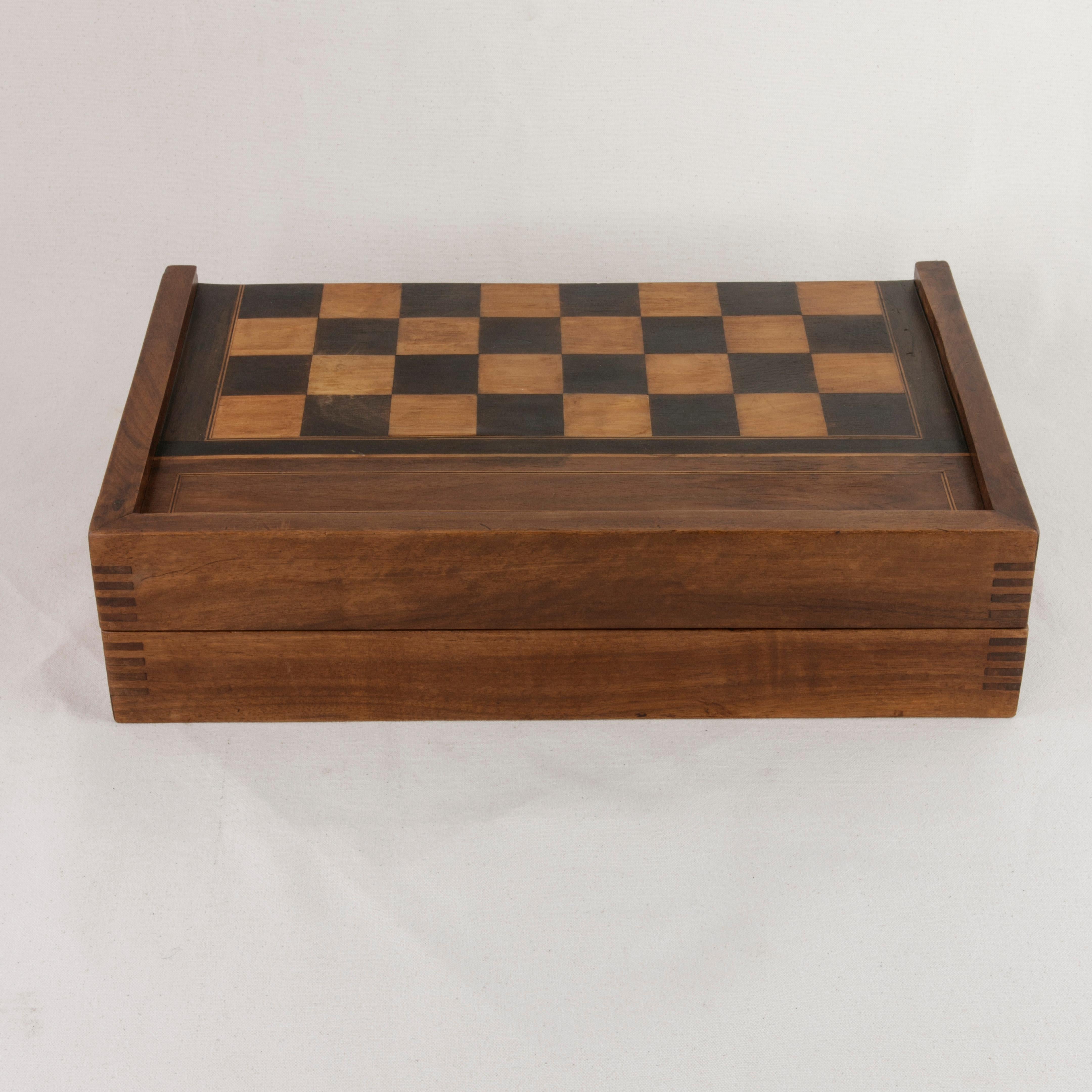 French Walnut and Pear Wood Marquetry Backgammon & Checkers Game Box, circa 1900 2