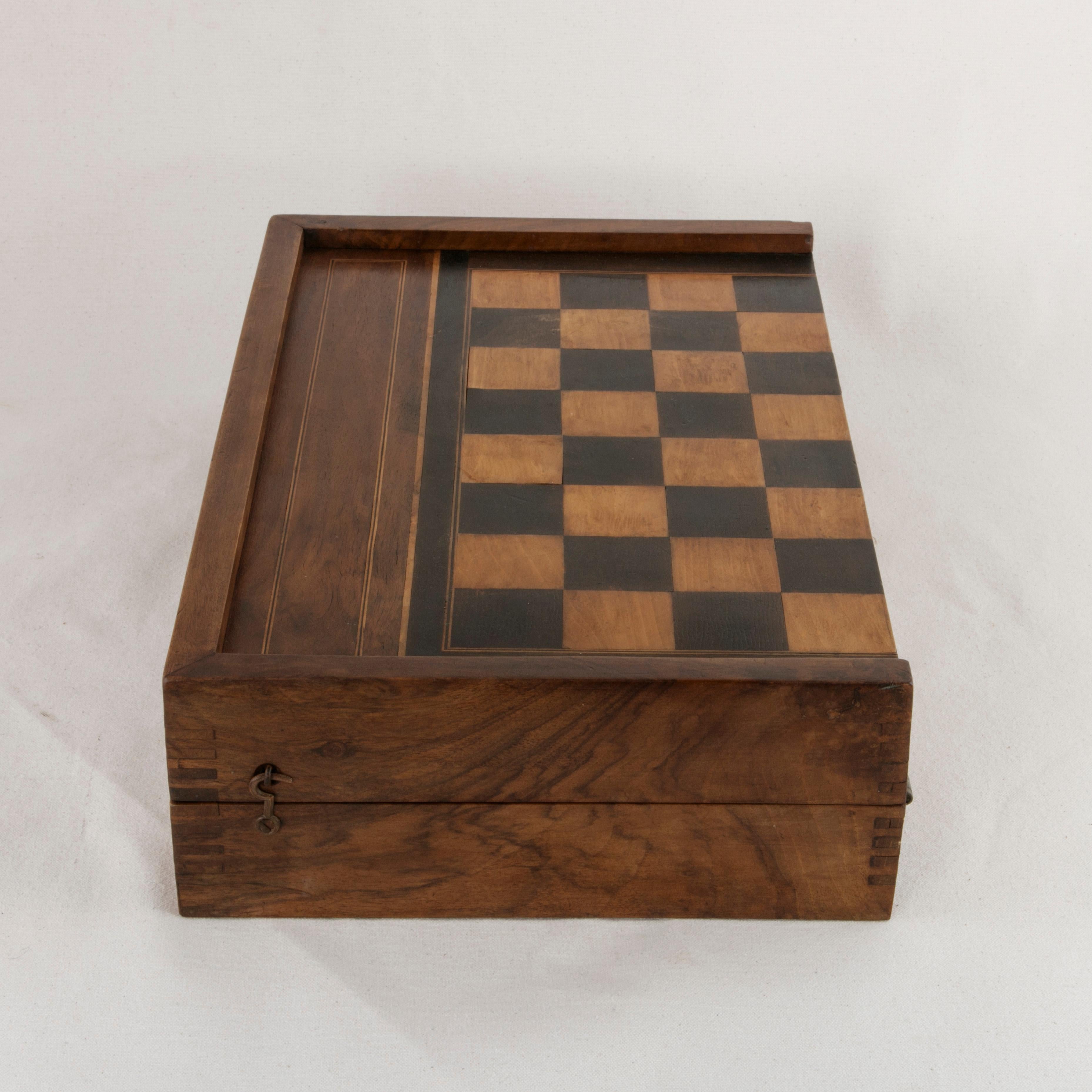 French Walnut and Pear Wood Marquetry Backgammon & Checkers Game Box, circa 1900 3