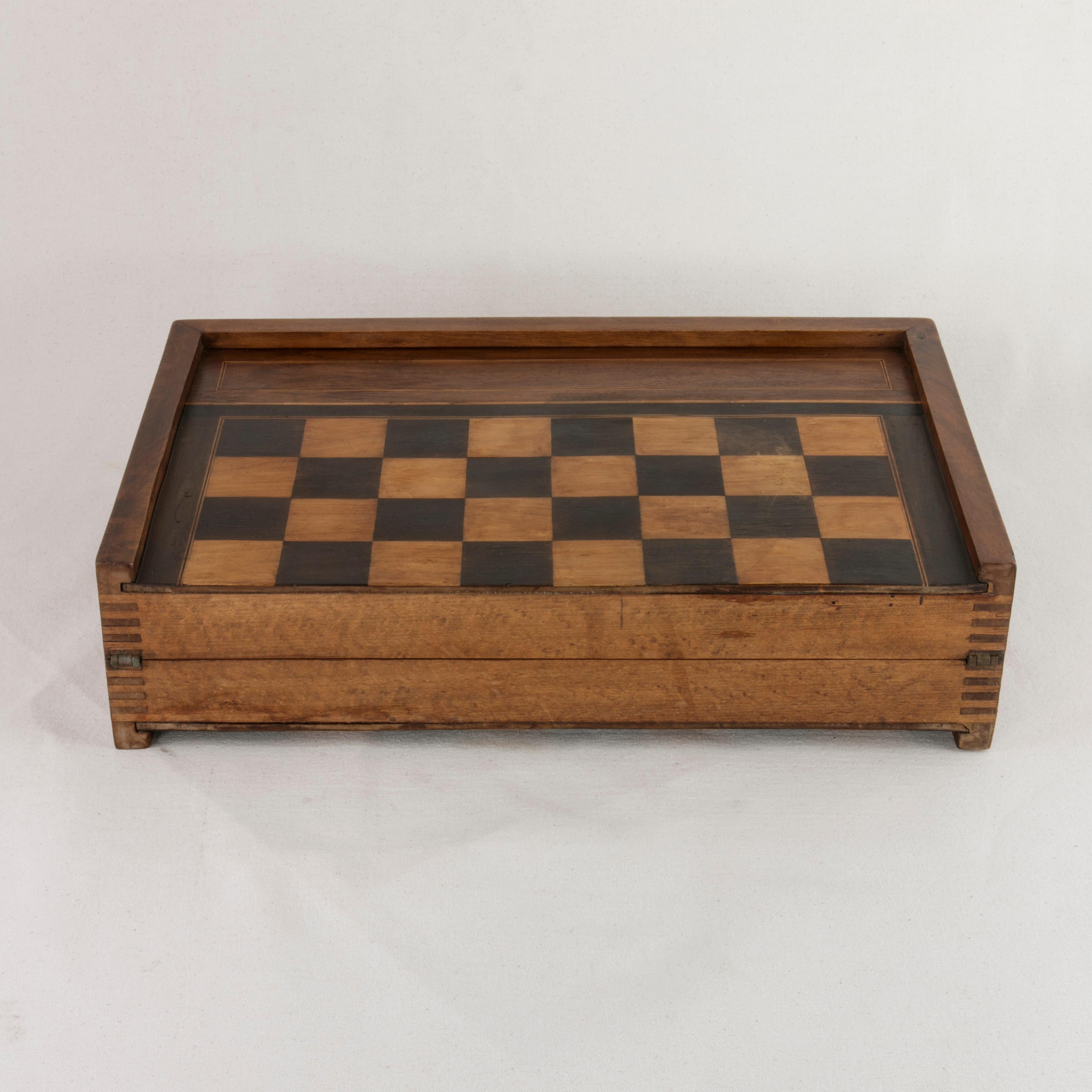 French Walnut and Pear Wood Marquetry Backgammon & Checkers Game Box, circa 1900 4