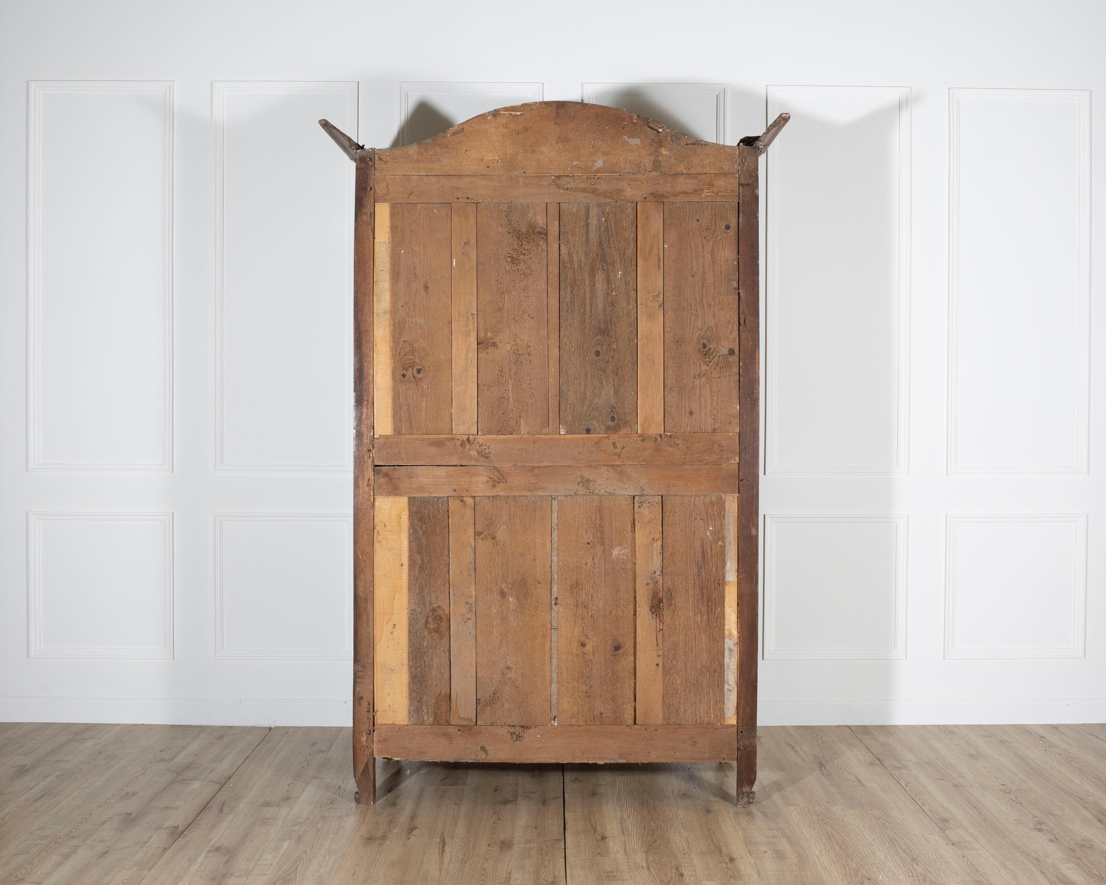 French Walnut Armoire Linen Cupboard, Transition Louis XV–Louis XVI Period For Sale 3