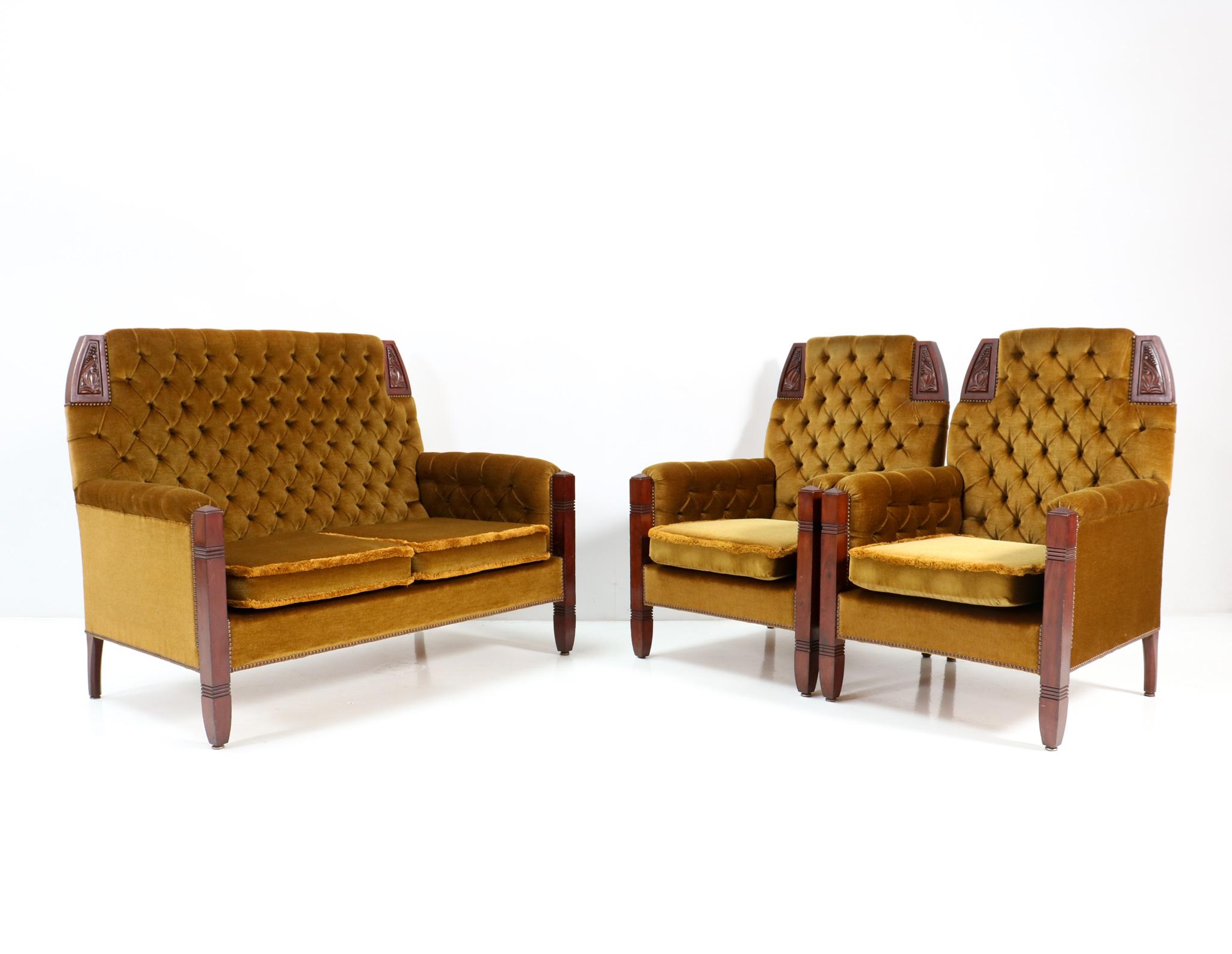 French Walnut Art Deco Living Room Set, 1930s In Good Condition In Amsterdam, NL