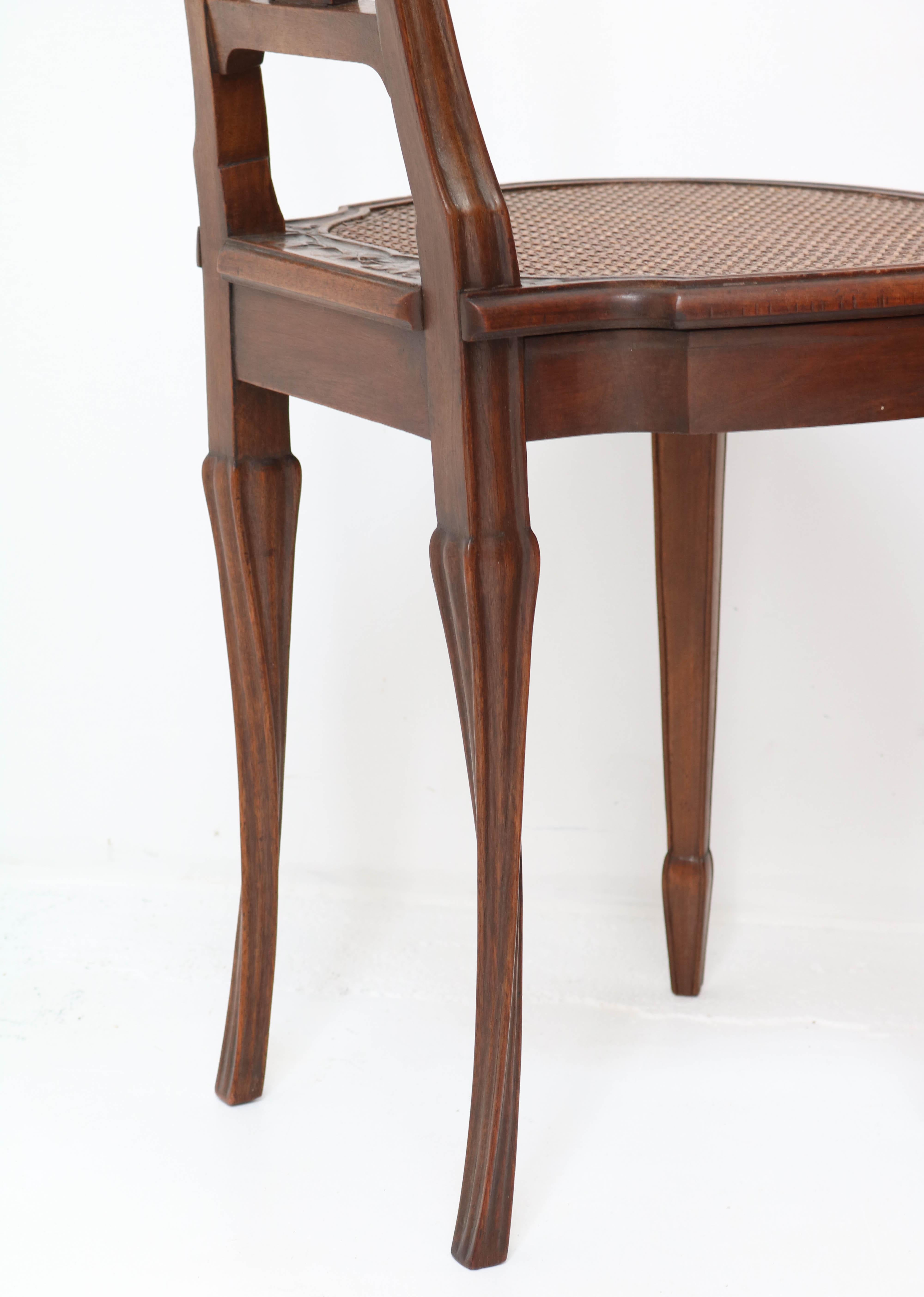 French Walnut Art Nouveau Side Chair Attributed to Louis Majorelle, 1900s 6
