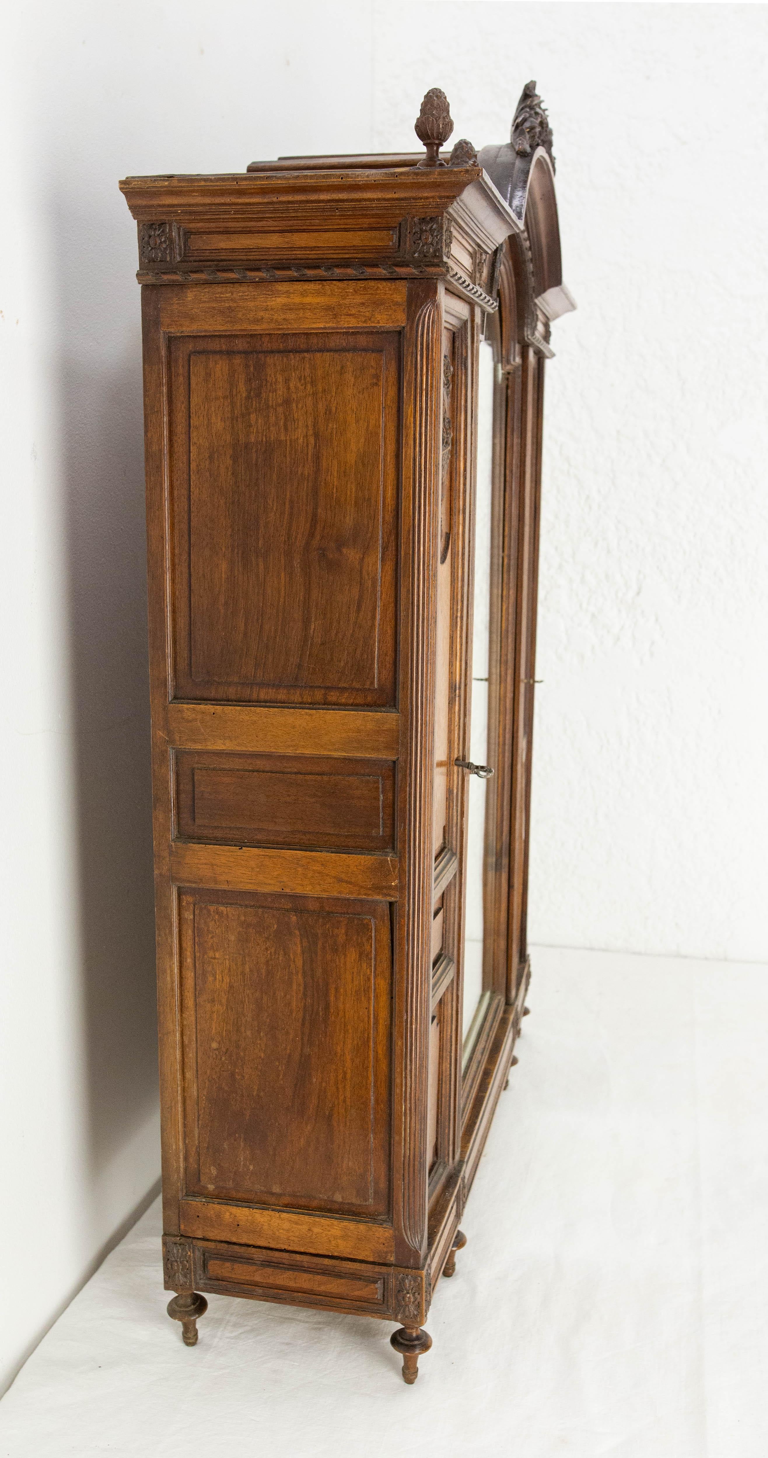 Francese French Walnut & Beveled Mirror Little Armoire Chef-d'Oeuvre, circa 1900 in vendita