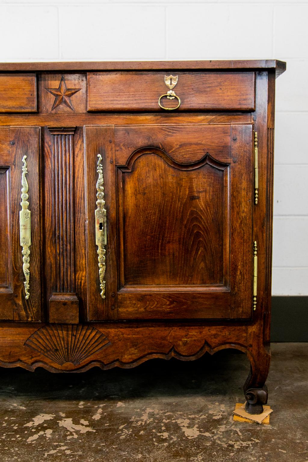 Late 18th Century French Walnut Buffet For Sale