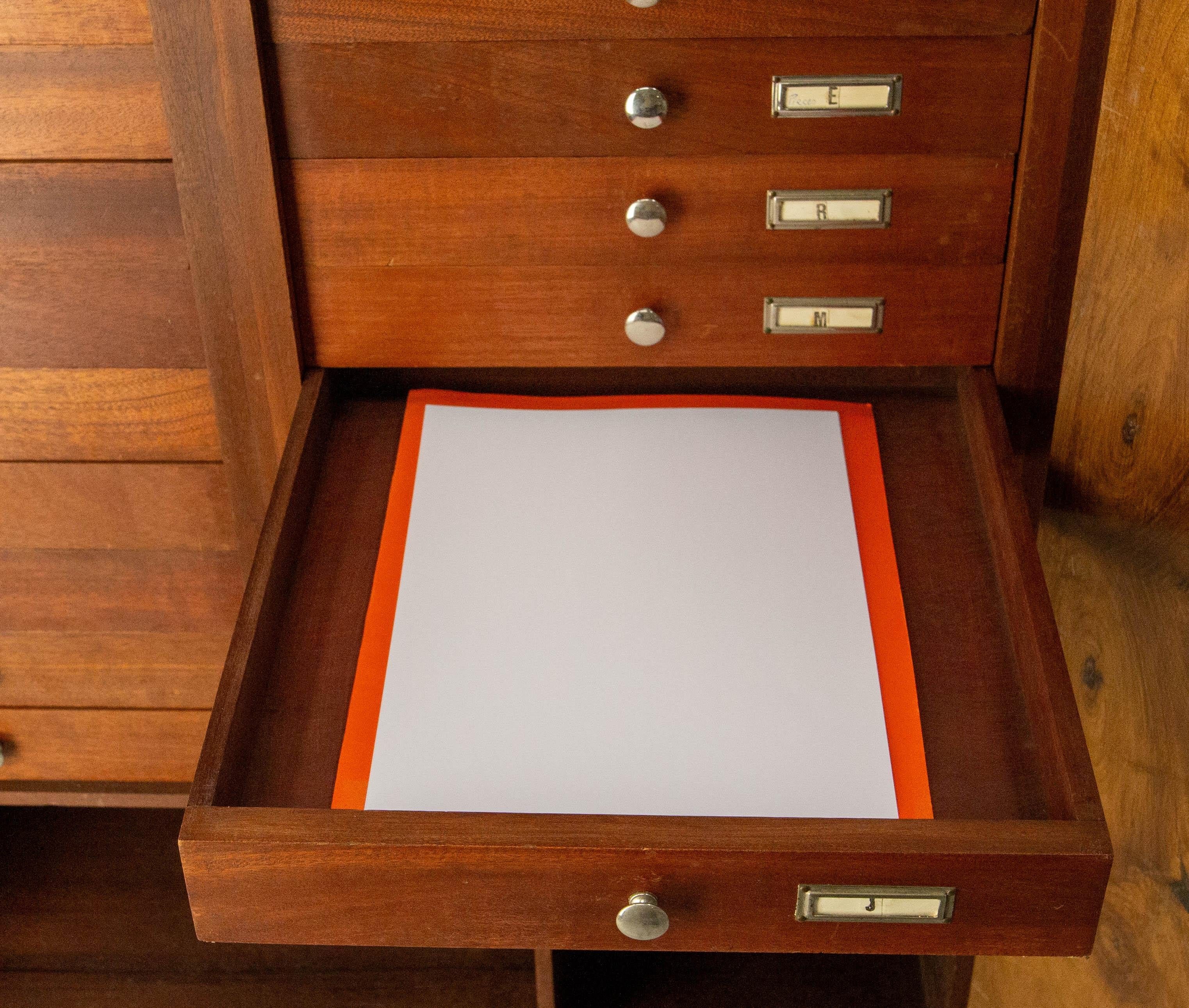 Mobile da scrivania in radica di noce francese con piano in marmo Meuble de Métier Art Déco circa 1920 in vendita 10