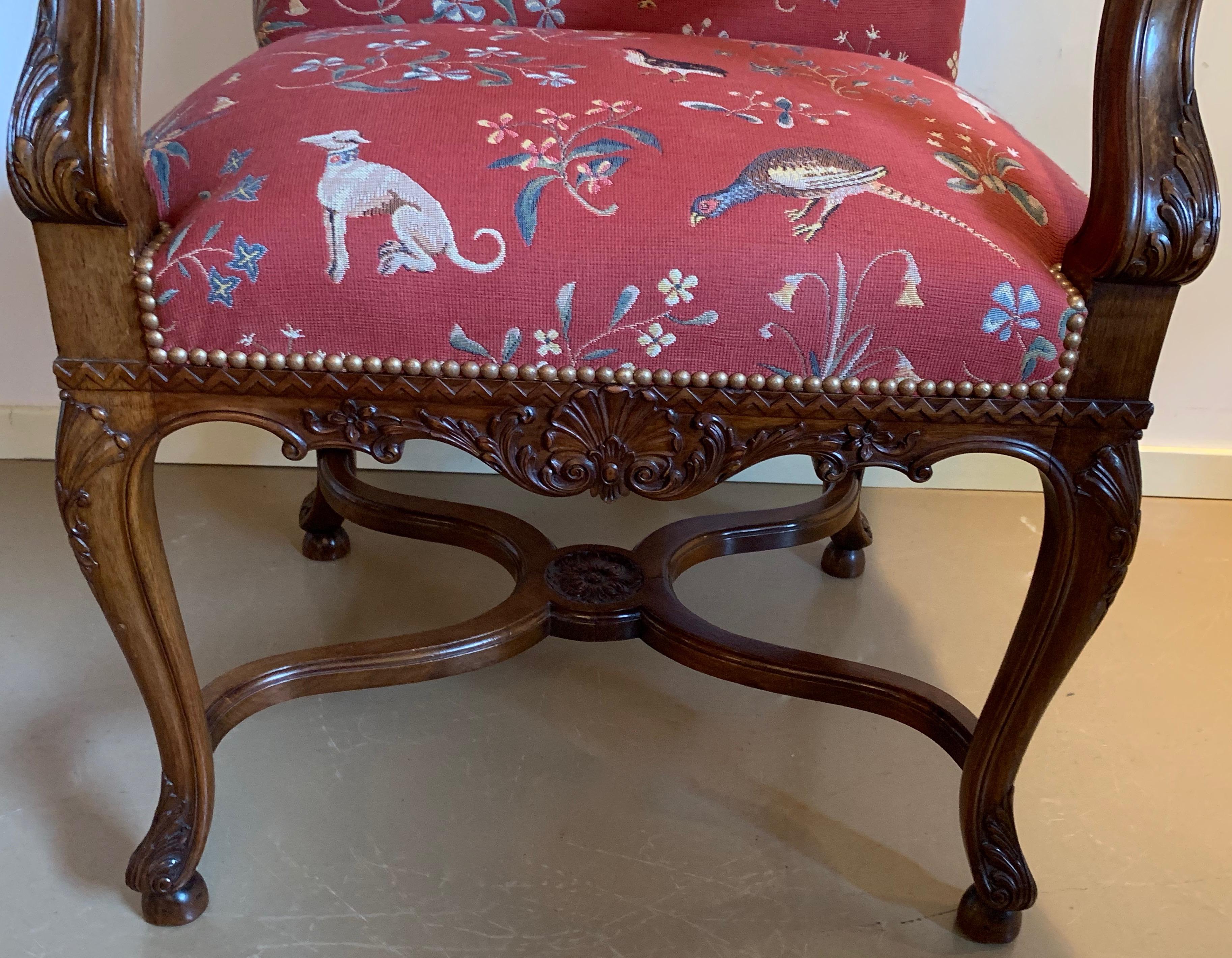 French Walnut Chair, circa 1890 In Good Condition In Eindhoven, NL