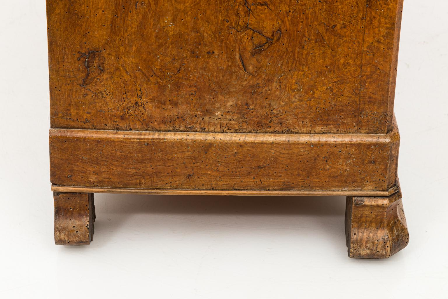 French Walnut Chest of Drawers, circa 1830s 7